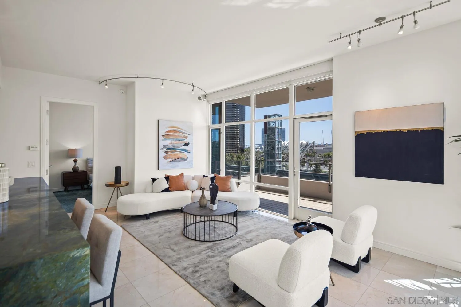 Photo #4: 240007614 Listing 