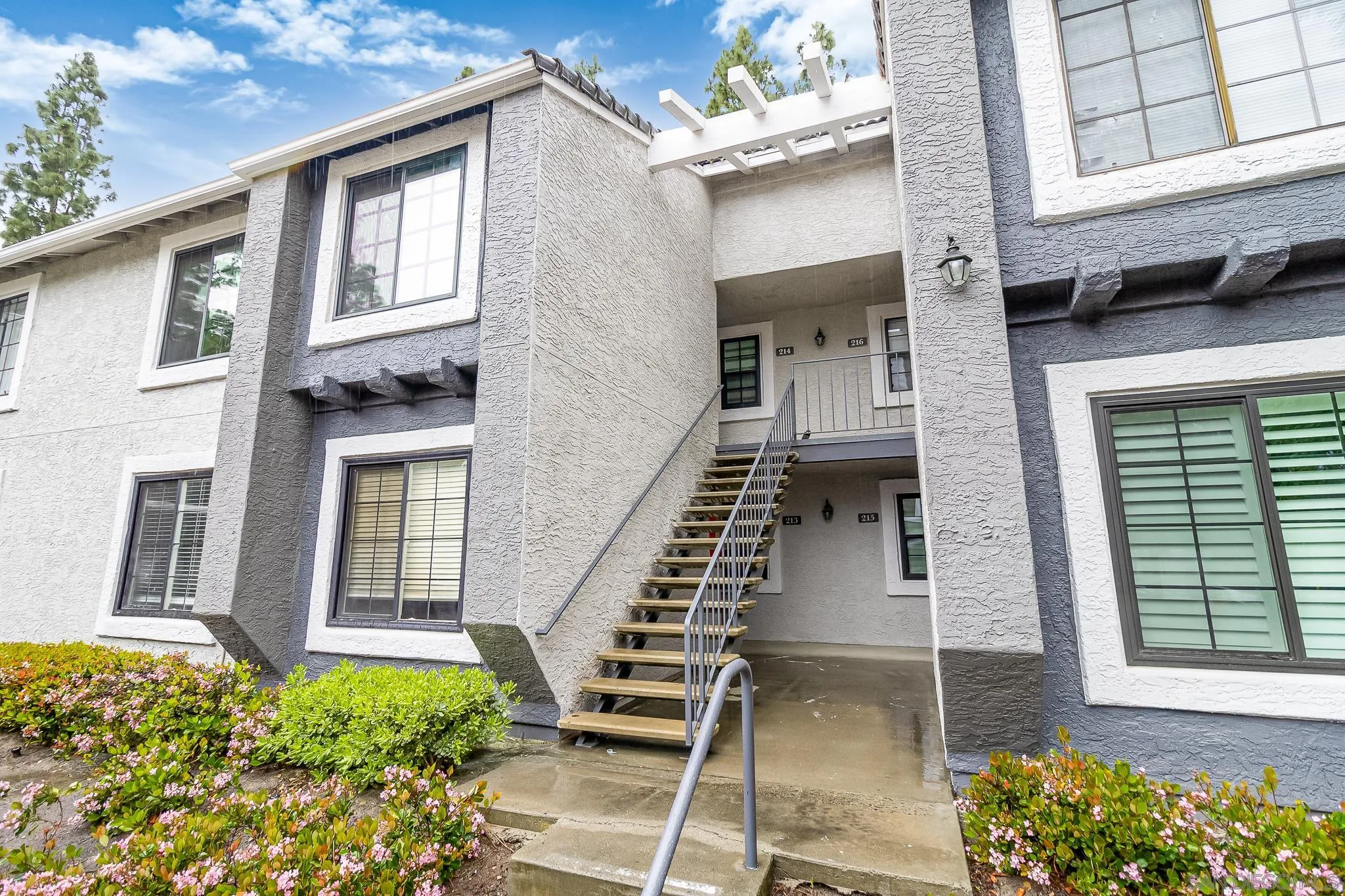 https://cdn.realtyfeed.com/cdn/127/240007663/83dd45eeabb0cd3d47dc9b3b836b0fe8.webp