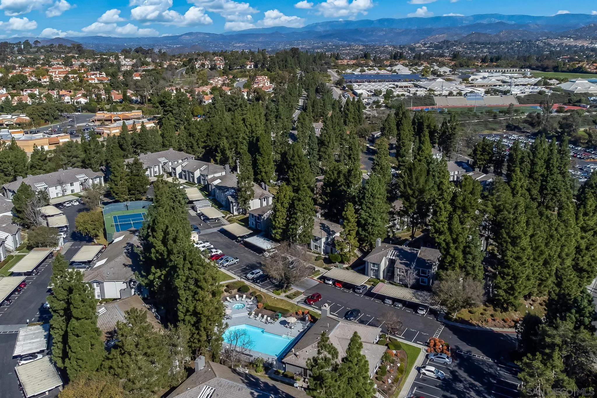 https://cdn.realtyfeed.com/cdn/127/240007663/dd12c654f8608aaf43a39efdc9c7fe48.webp