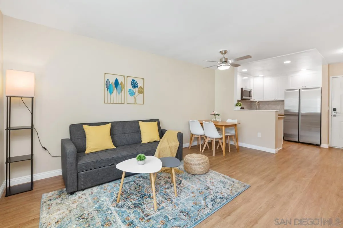Photo #3: 240007694 Listing 
