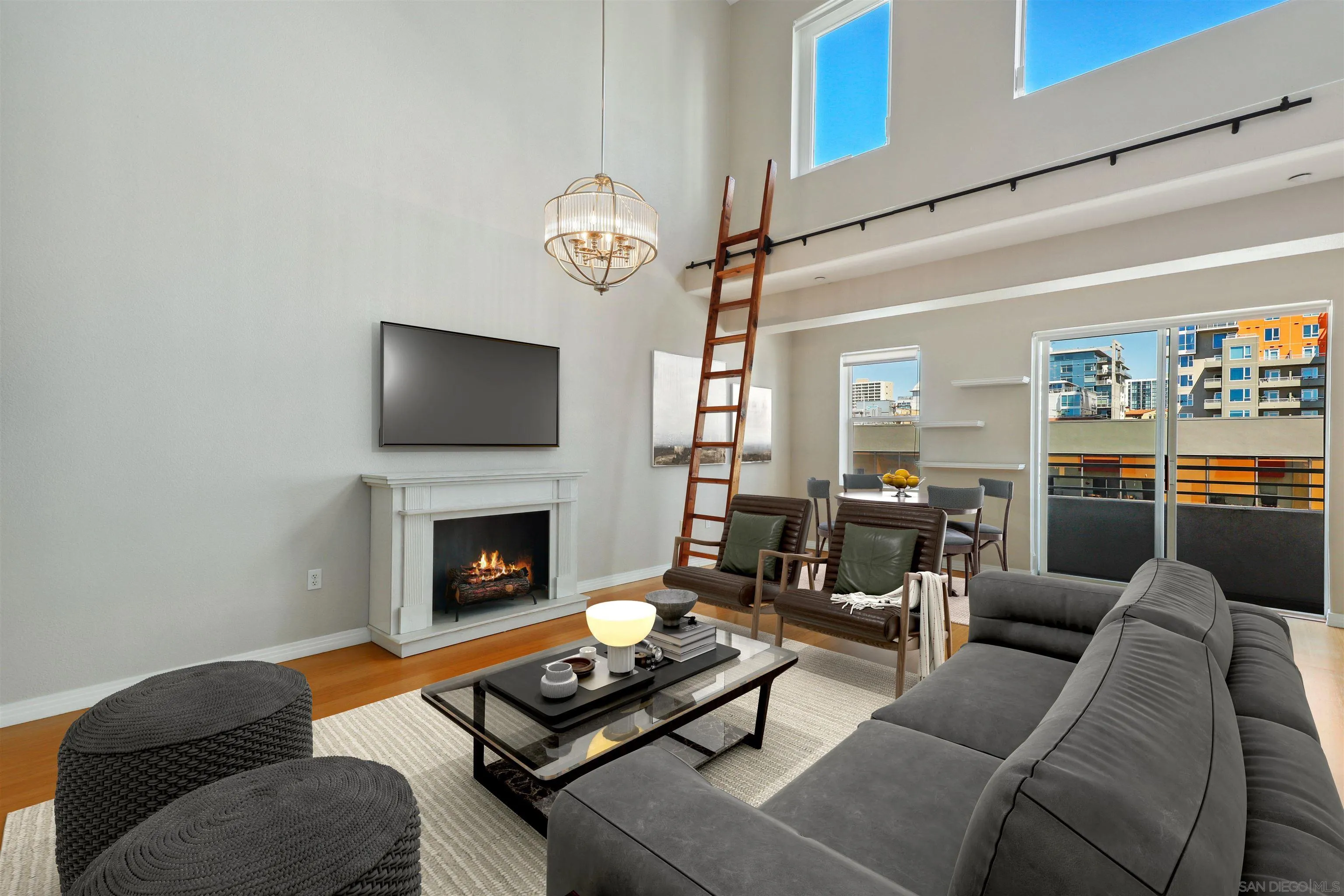 Photo #2: 240007747 Listing 