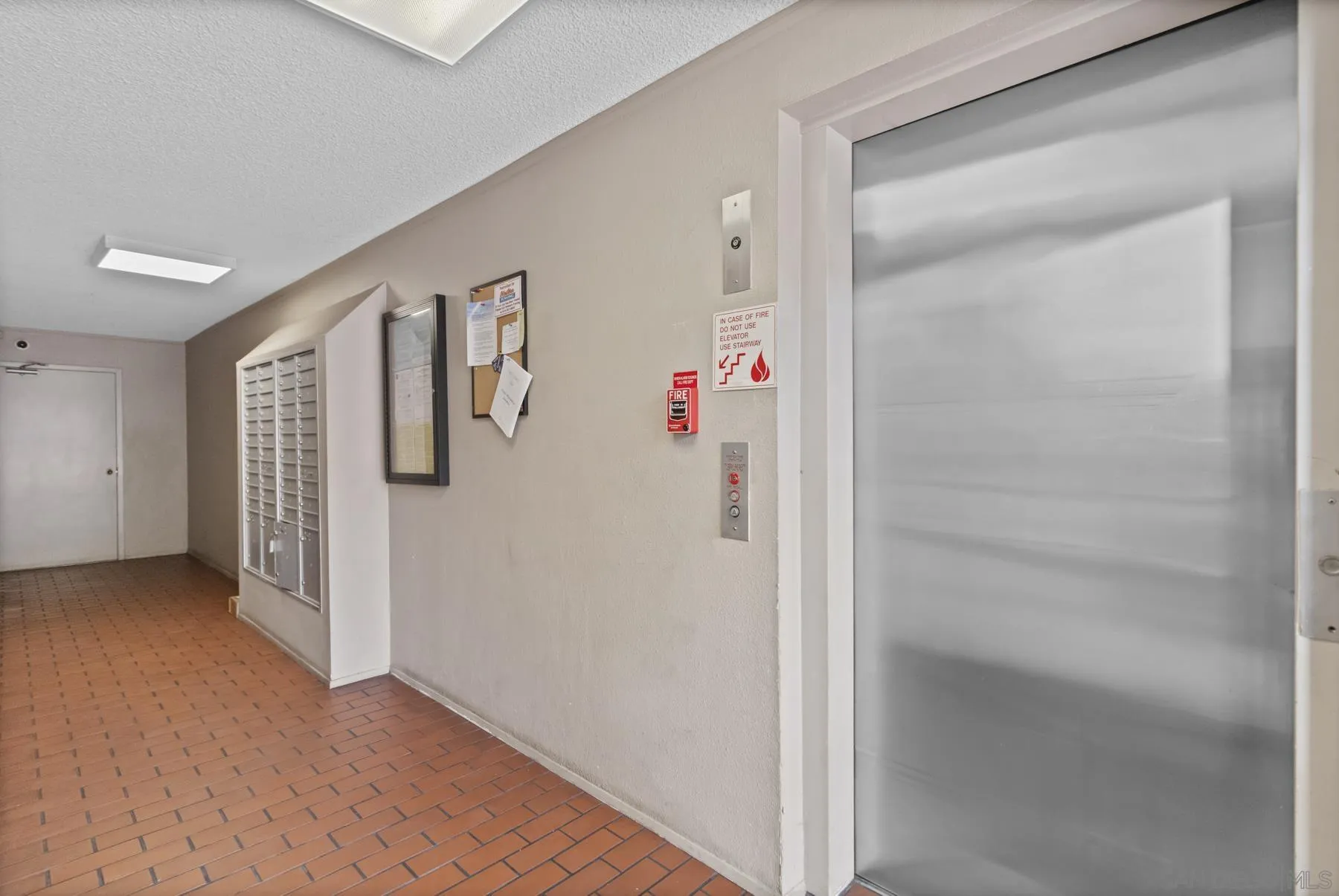 Photo #5: 240007836 Listing 