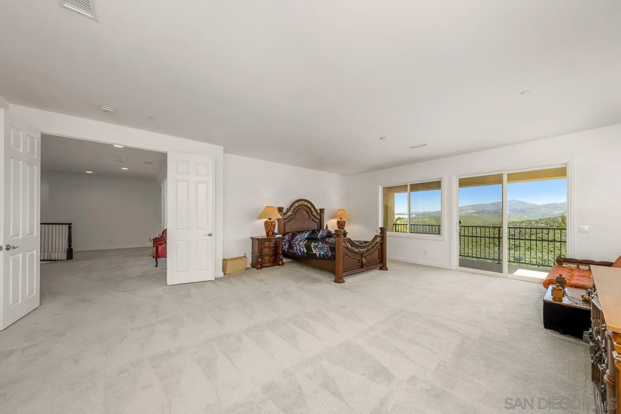 https://cdn.realtyfeed.com/cdn/127/240007868/7f0f1706ba224a27384a9102d865cf4d.webp