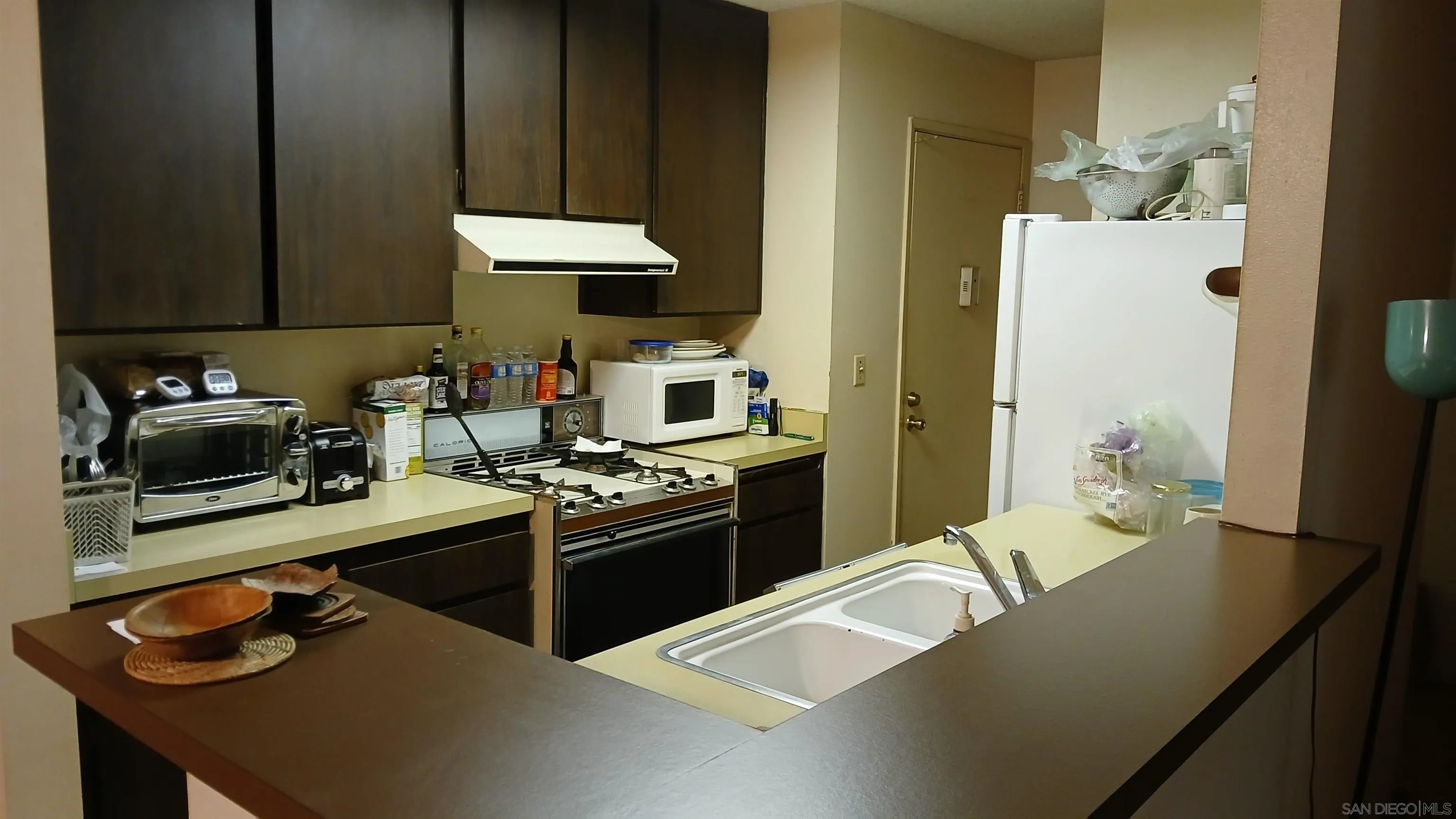 Photo #5: 240007877 Listing 