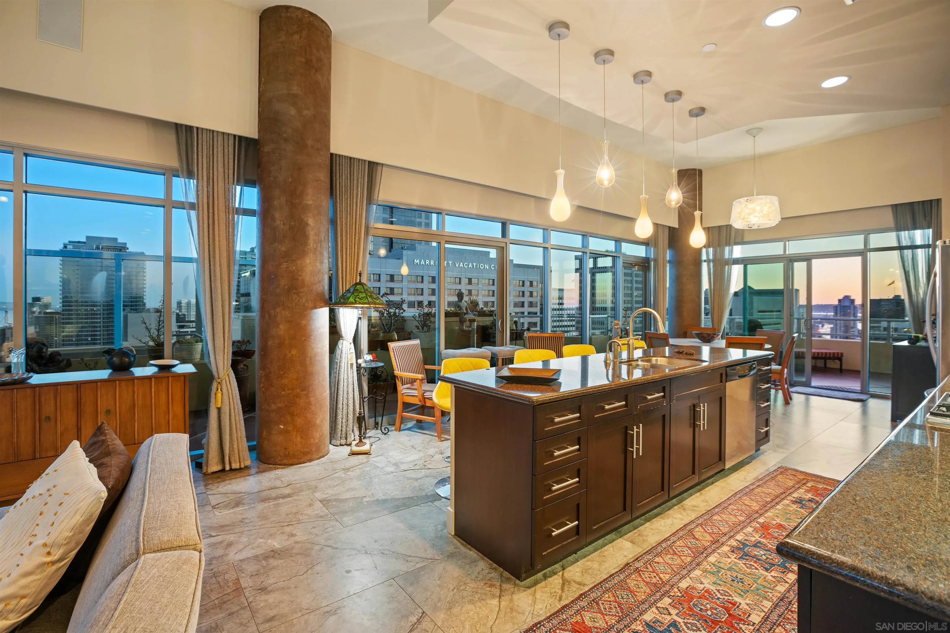 Photo #4: 240007901 Listing 