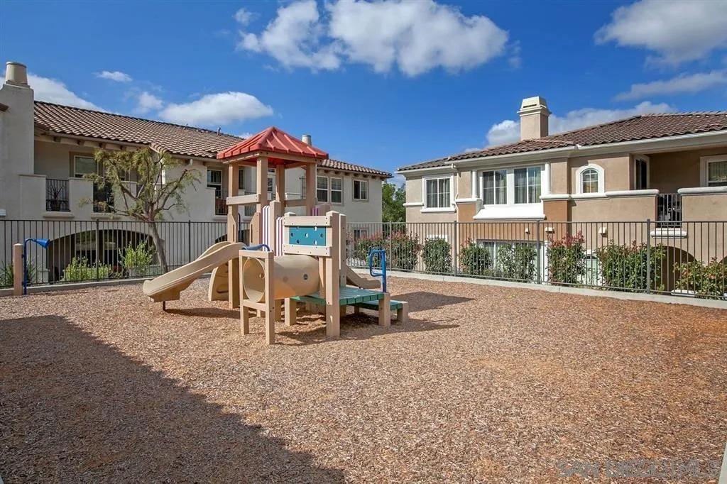 https://cdn.realtyfeed.com/cdn/127/240008018/c43e1b244b9b5c896c8e2b7a399e37e5.webp