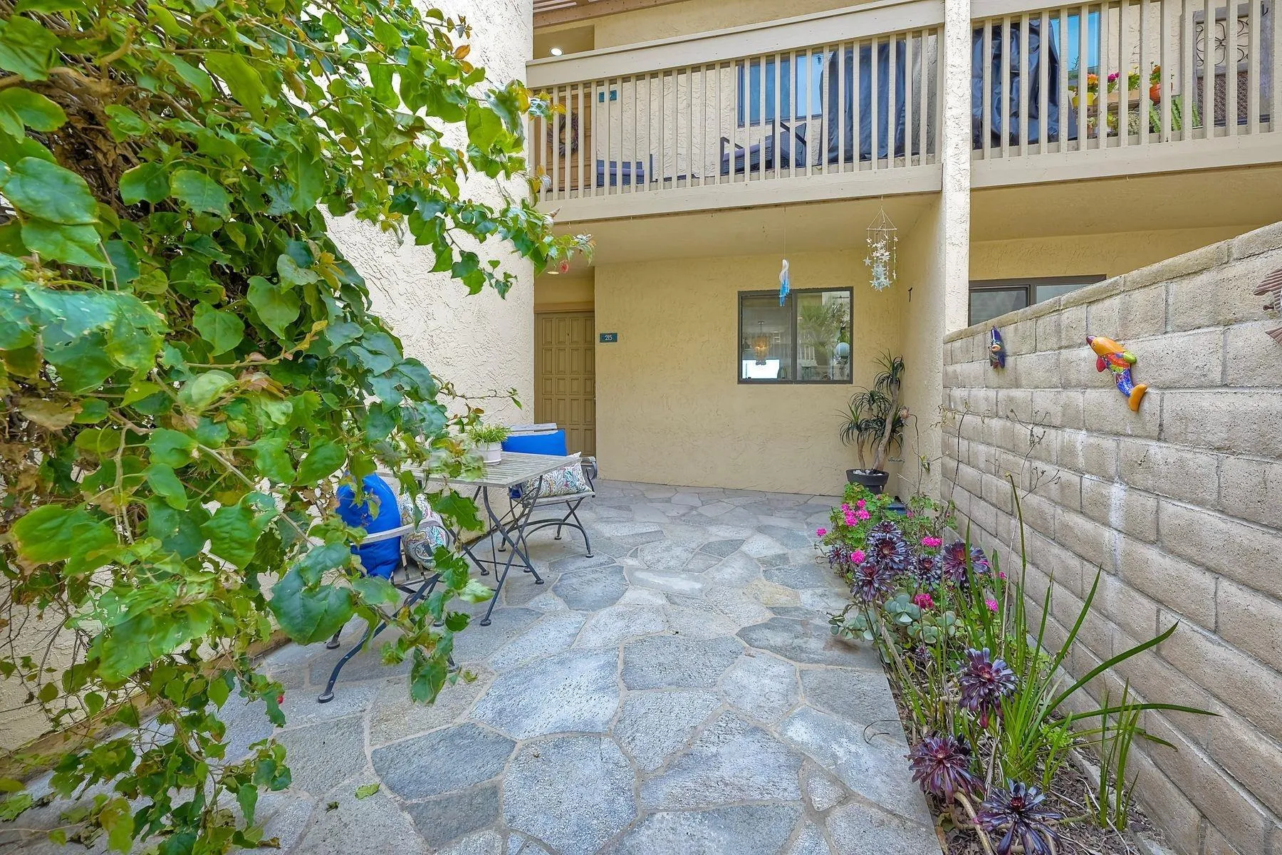 Photo #3: 240008088 Listing 