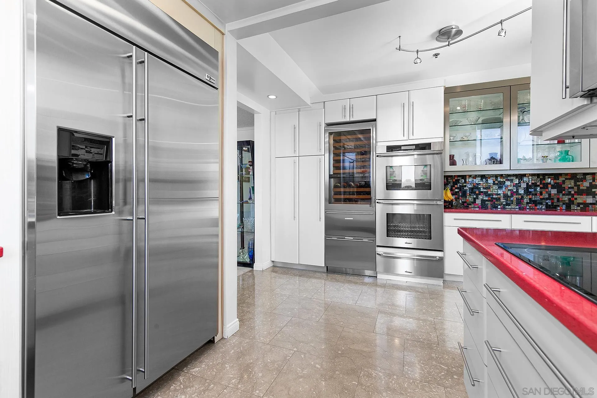 Photo #6: 240008278 Listing 