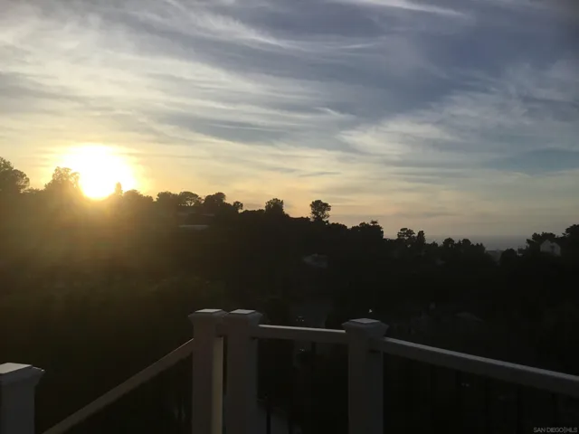 1935  Nautilus St  , La Jolla, CA 92037