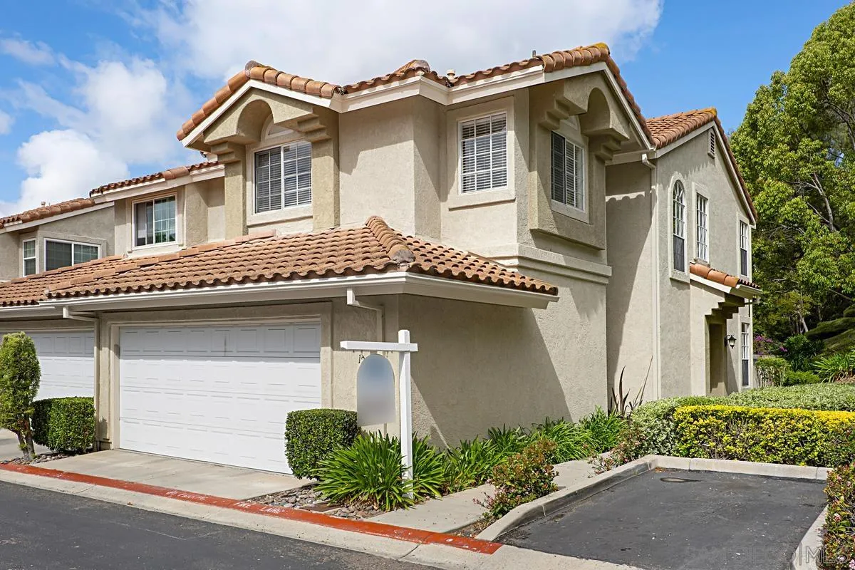 Photo #2: 240008943 Listing 