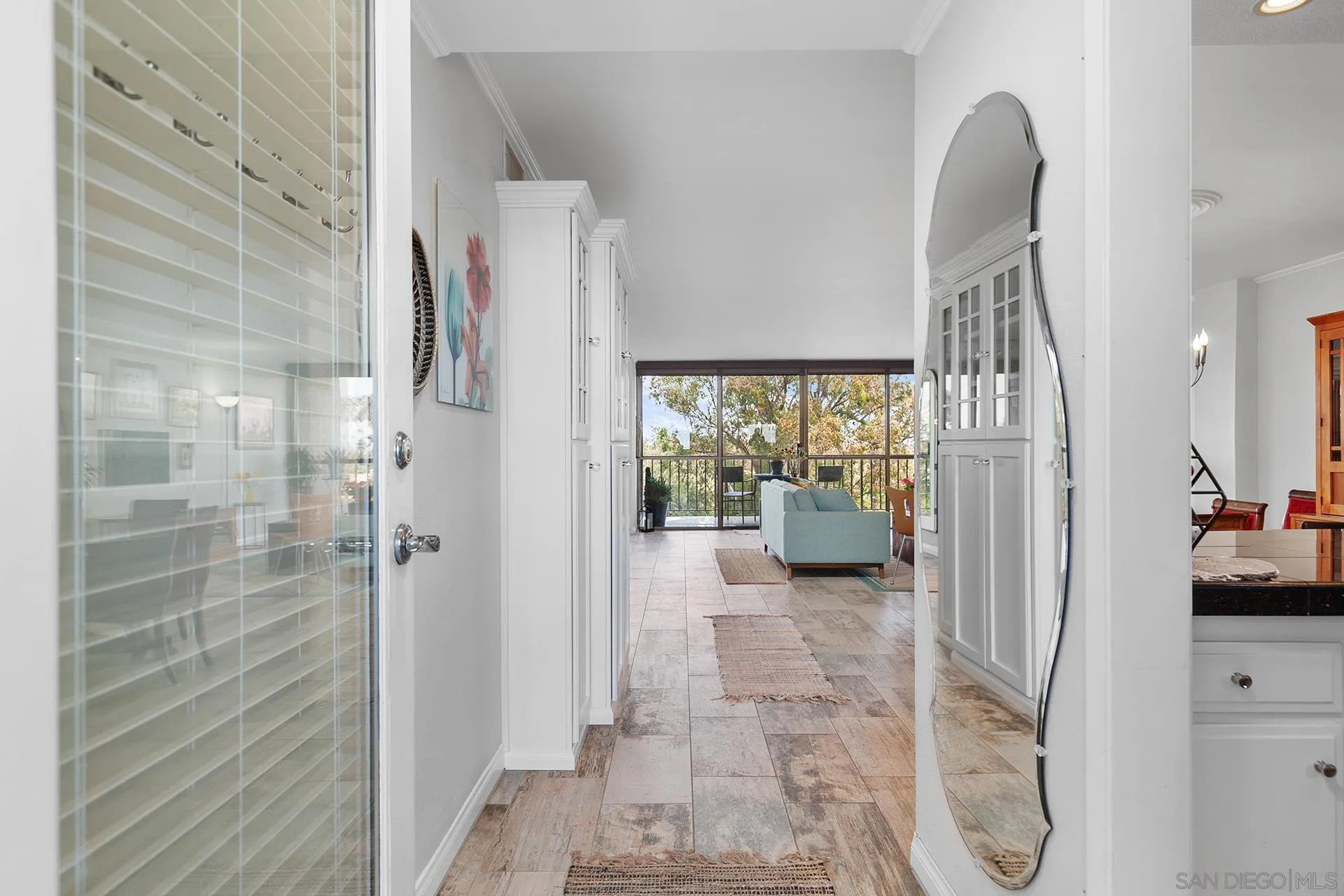 Photo #6: 240008944 Listing 