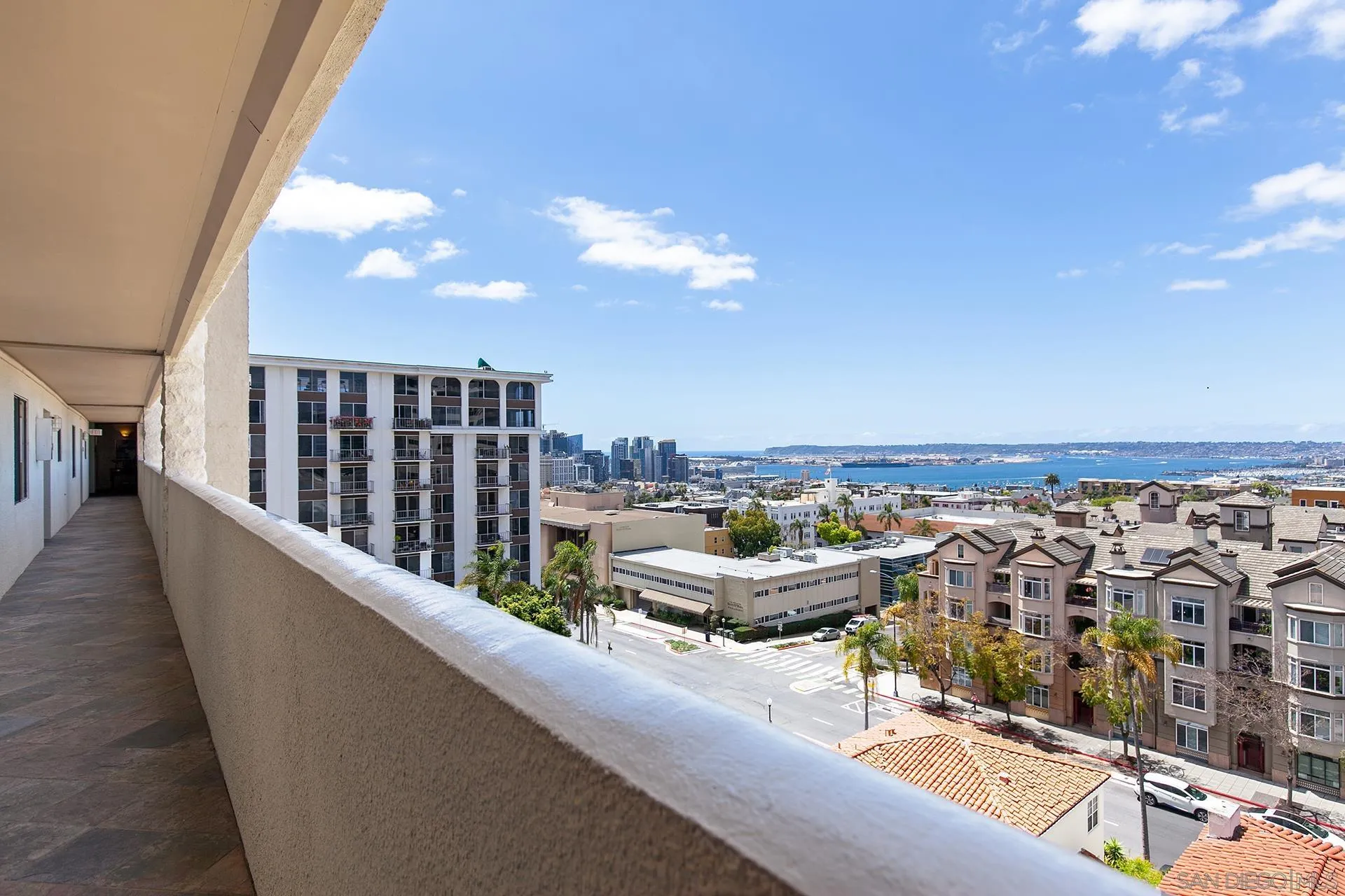 Photo #4: 240008944 Listing 