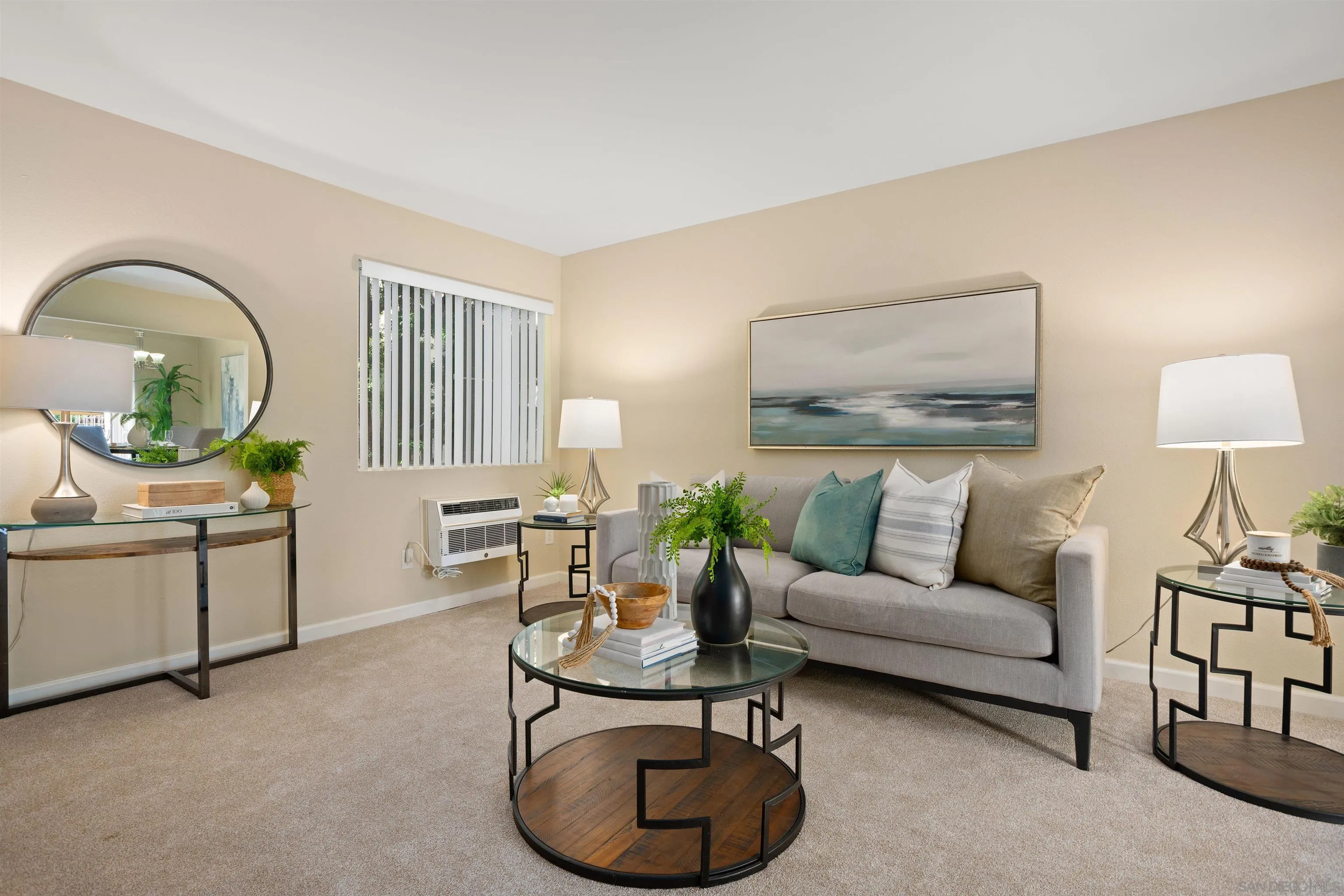 Photo #4: 240009012 Listing 
