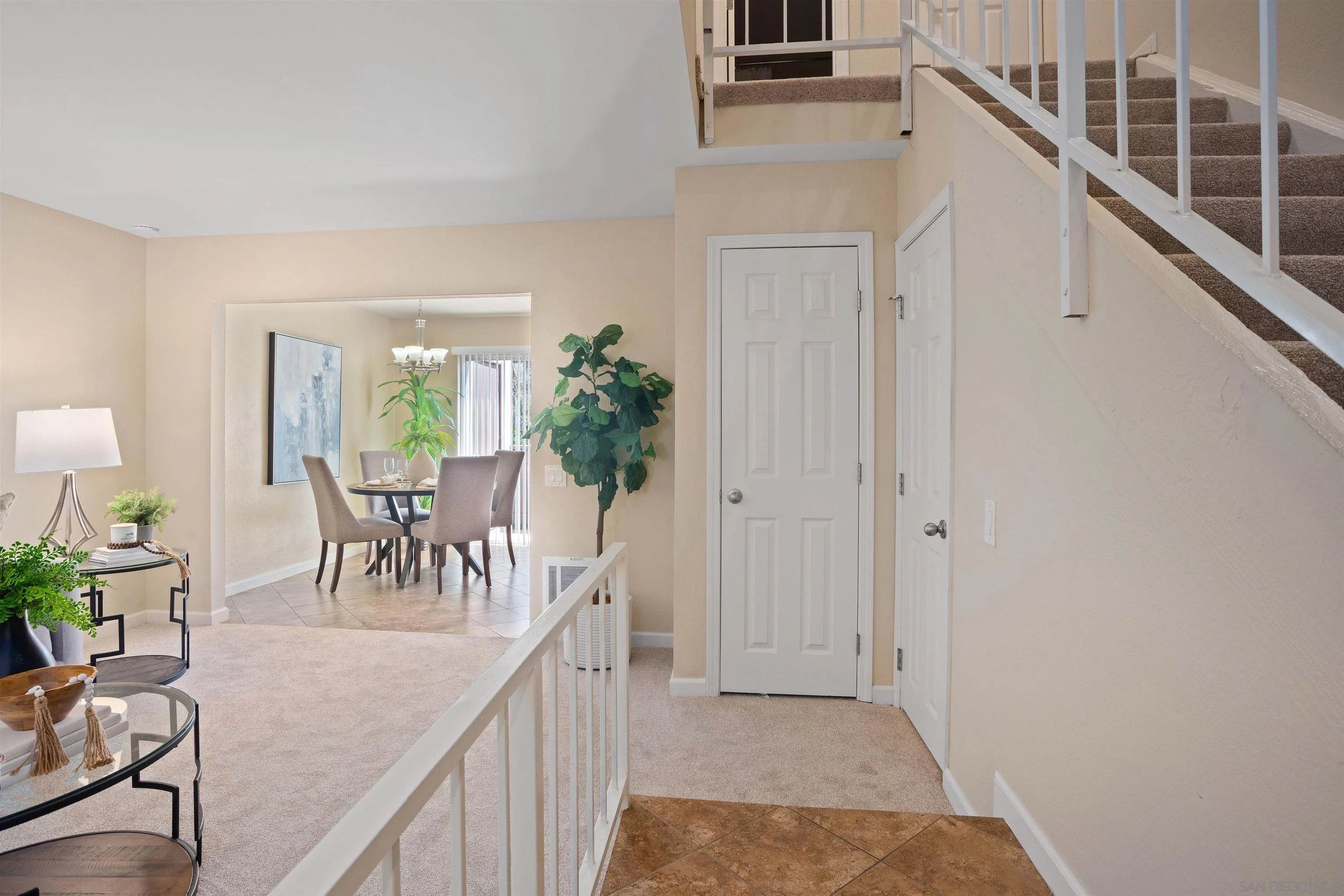 Photo #2: 240009012 Listing 