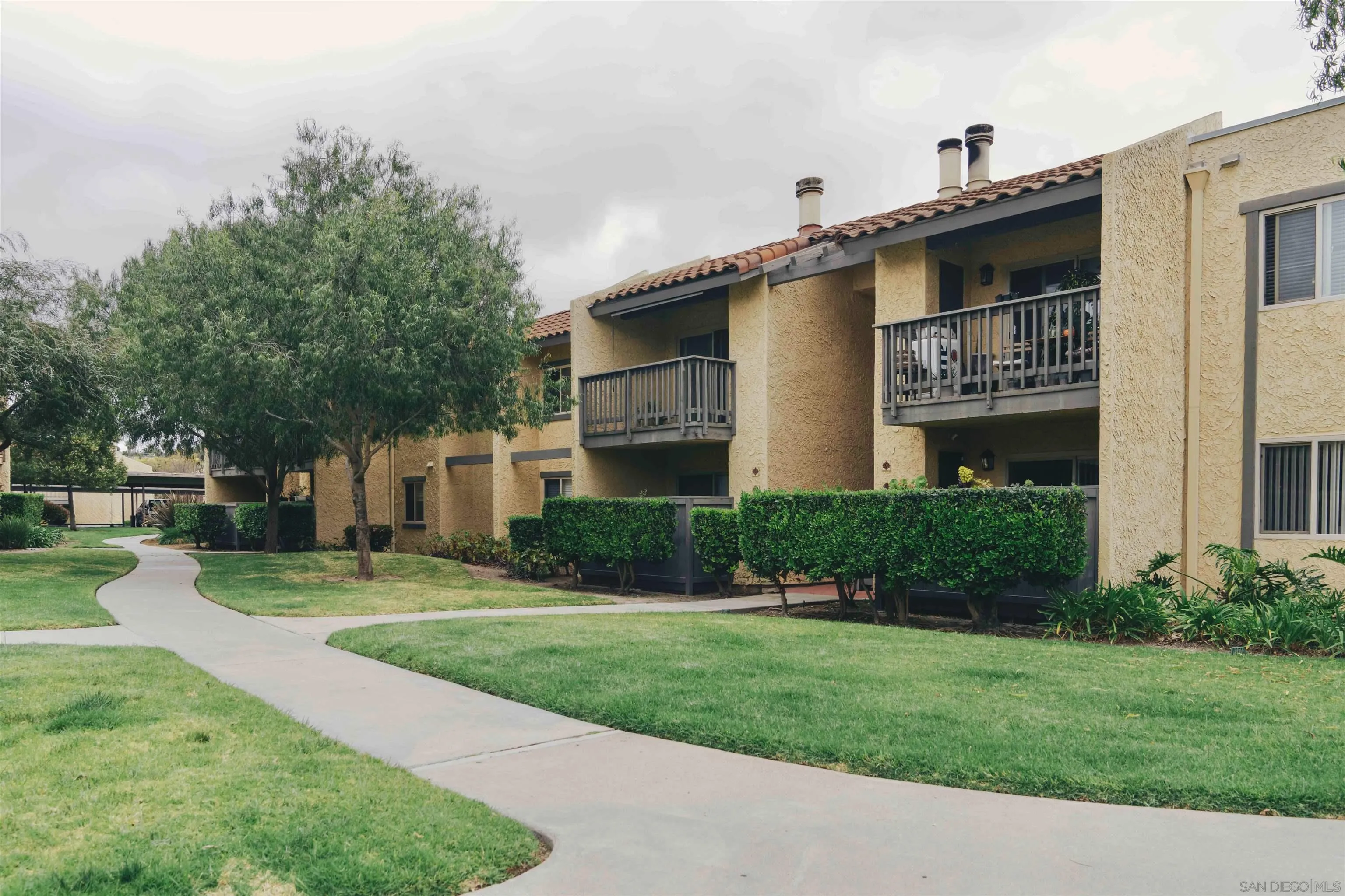 Photo #5: 240009053 Listing 