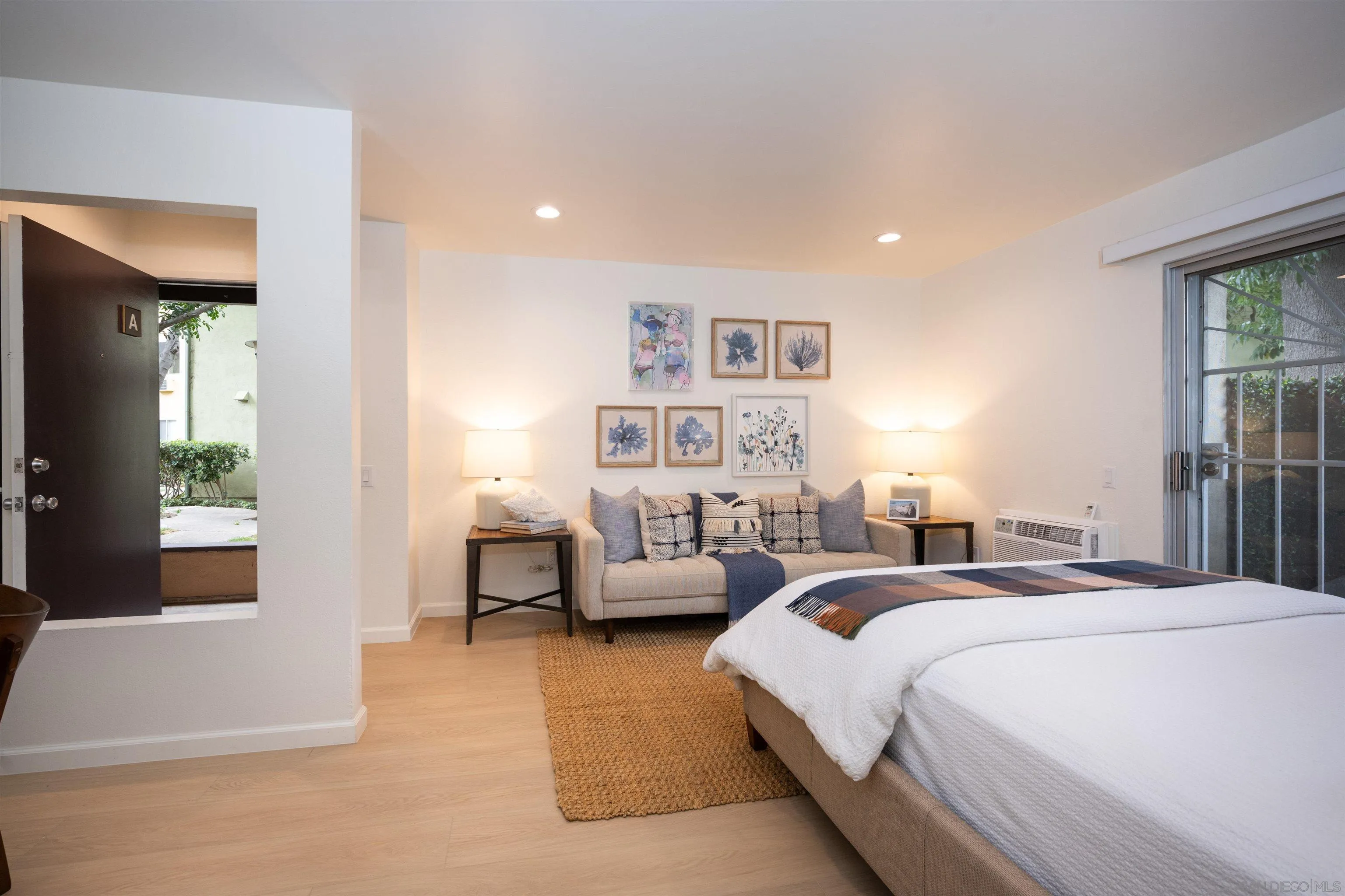 Photo #4: 240009104 Listing 