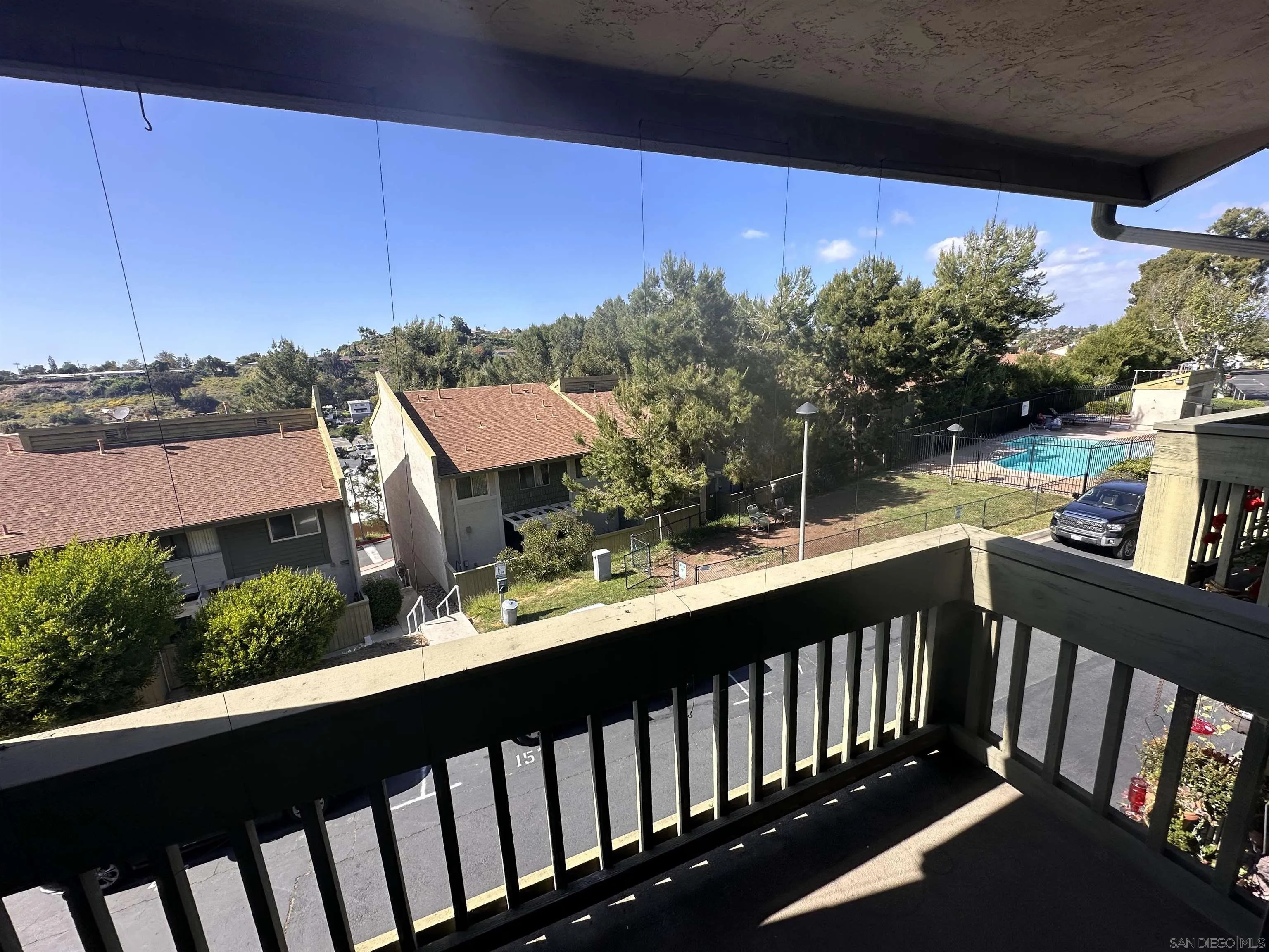 Photo #2: 240009256 Listing 