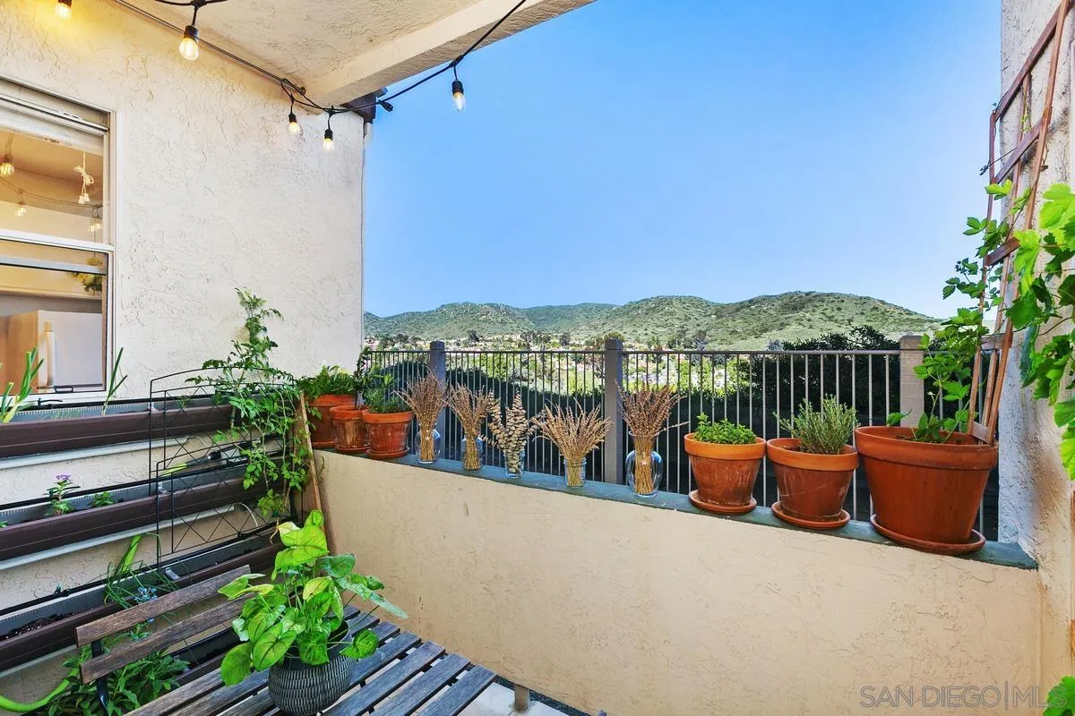 Photo #2: 240009314 Listing 