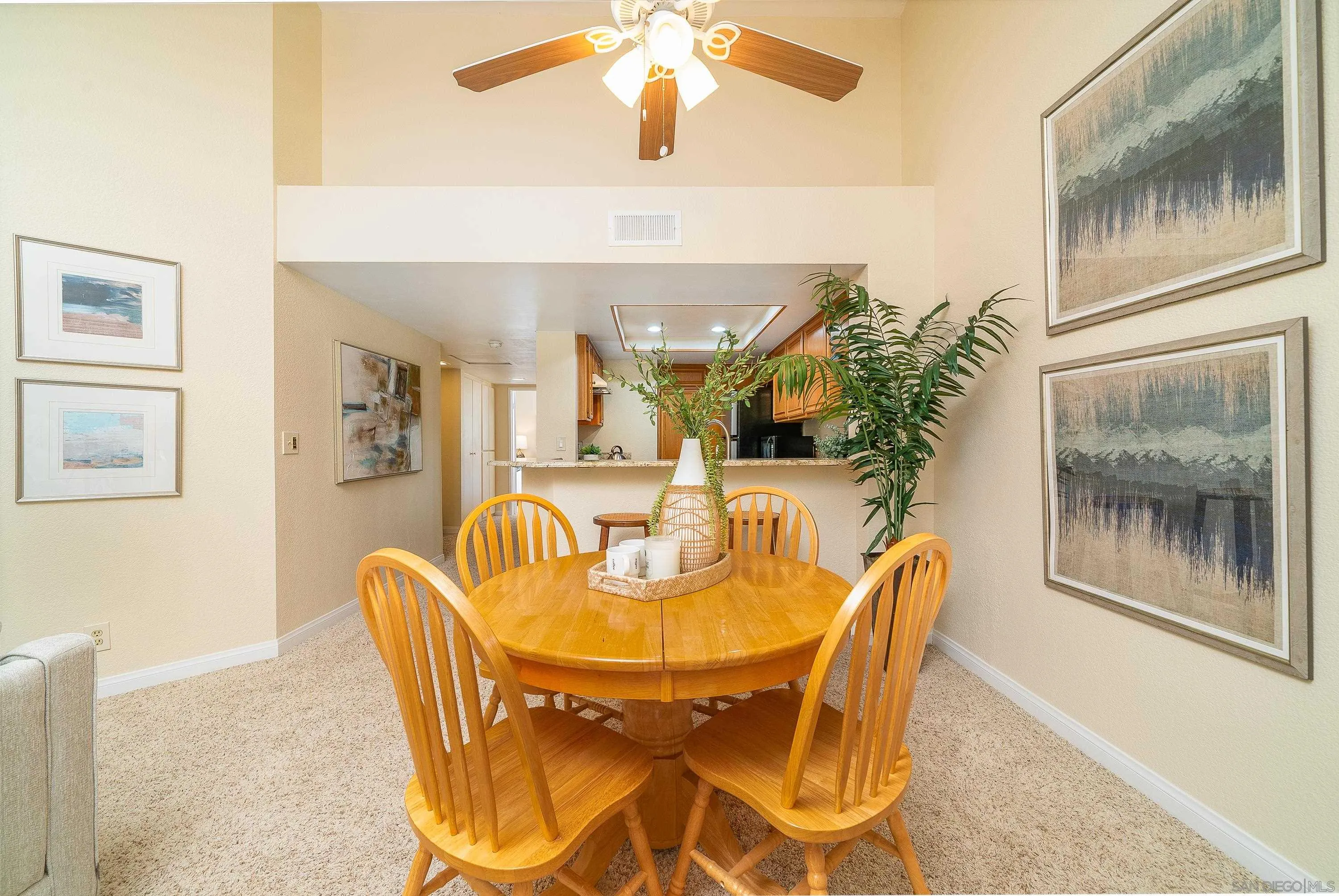 Photo #4: 240009321 Listing 