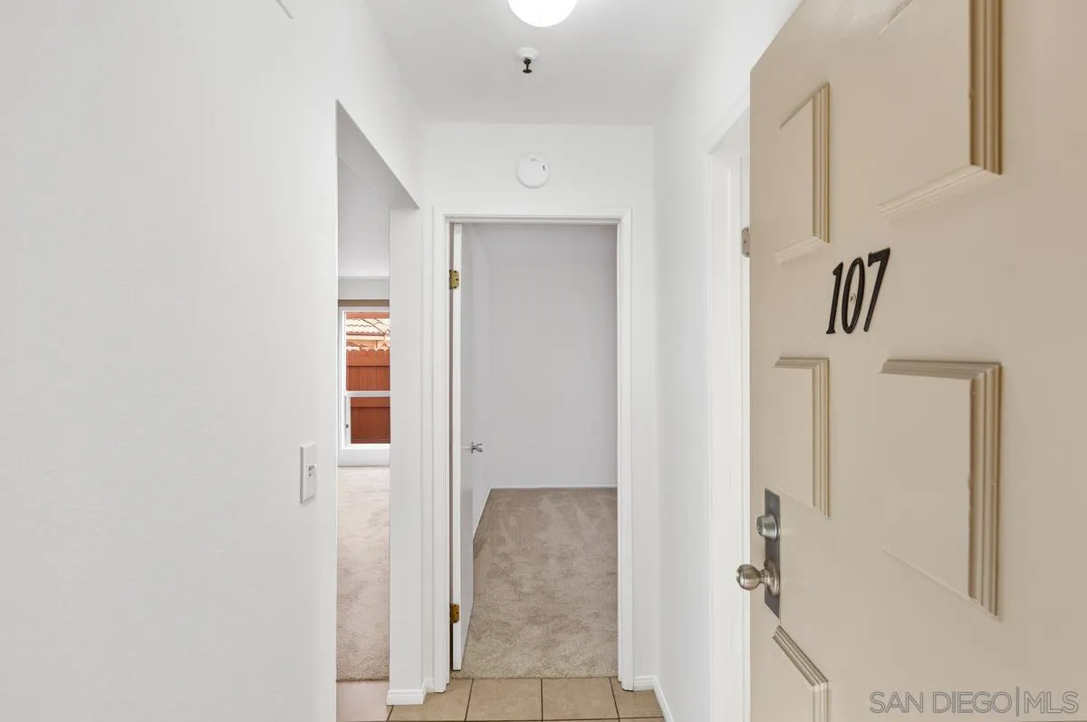 Photo #4: 240009425 Listing 