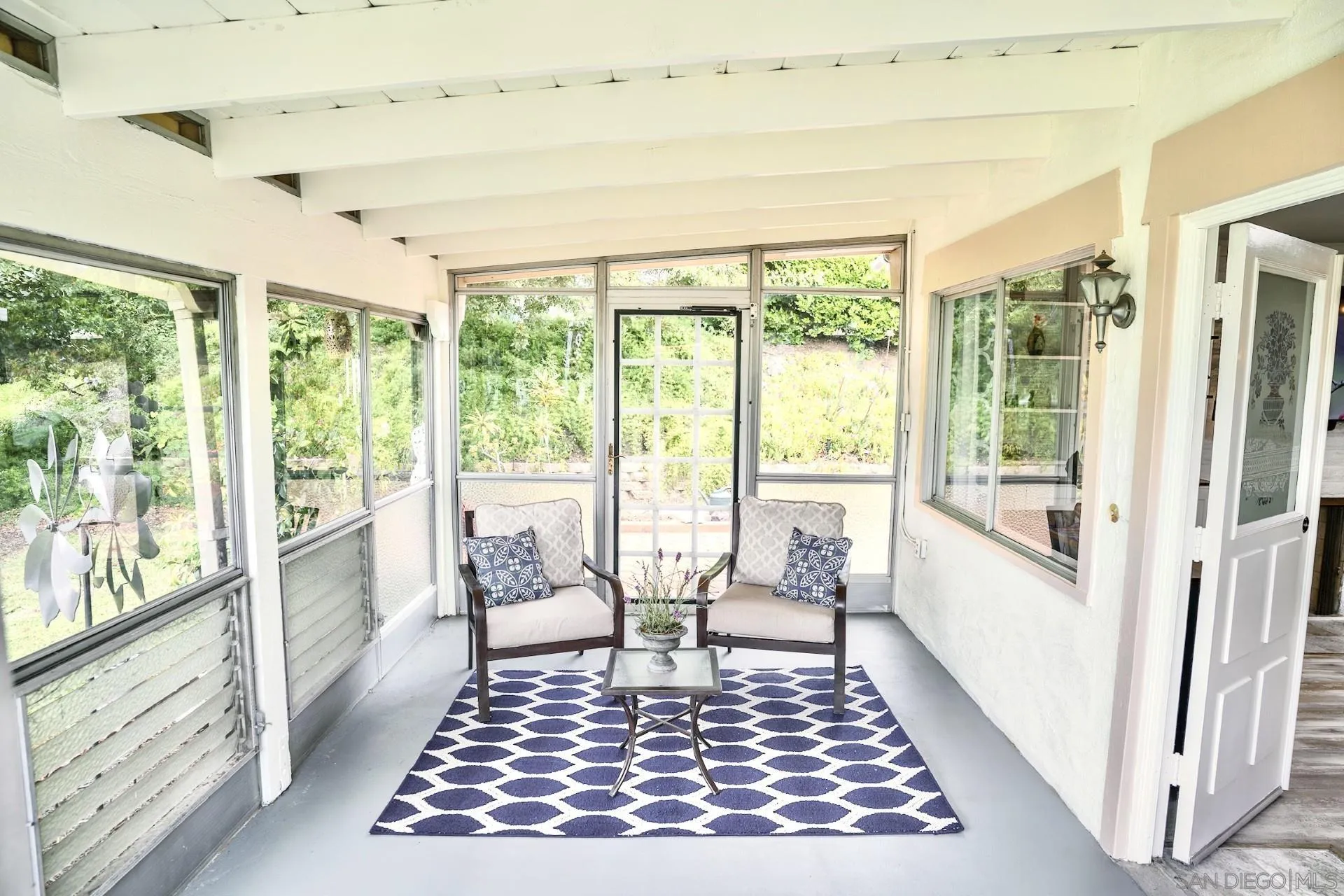 Photo #4: 240009432 Listing 