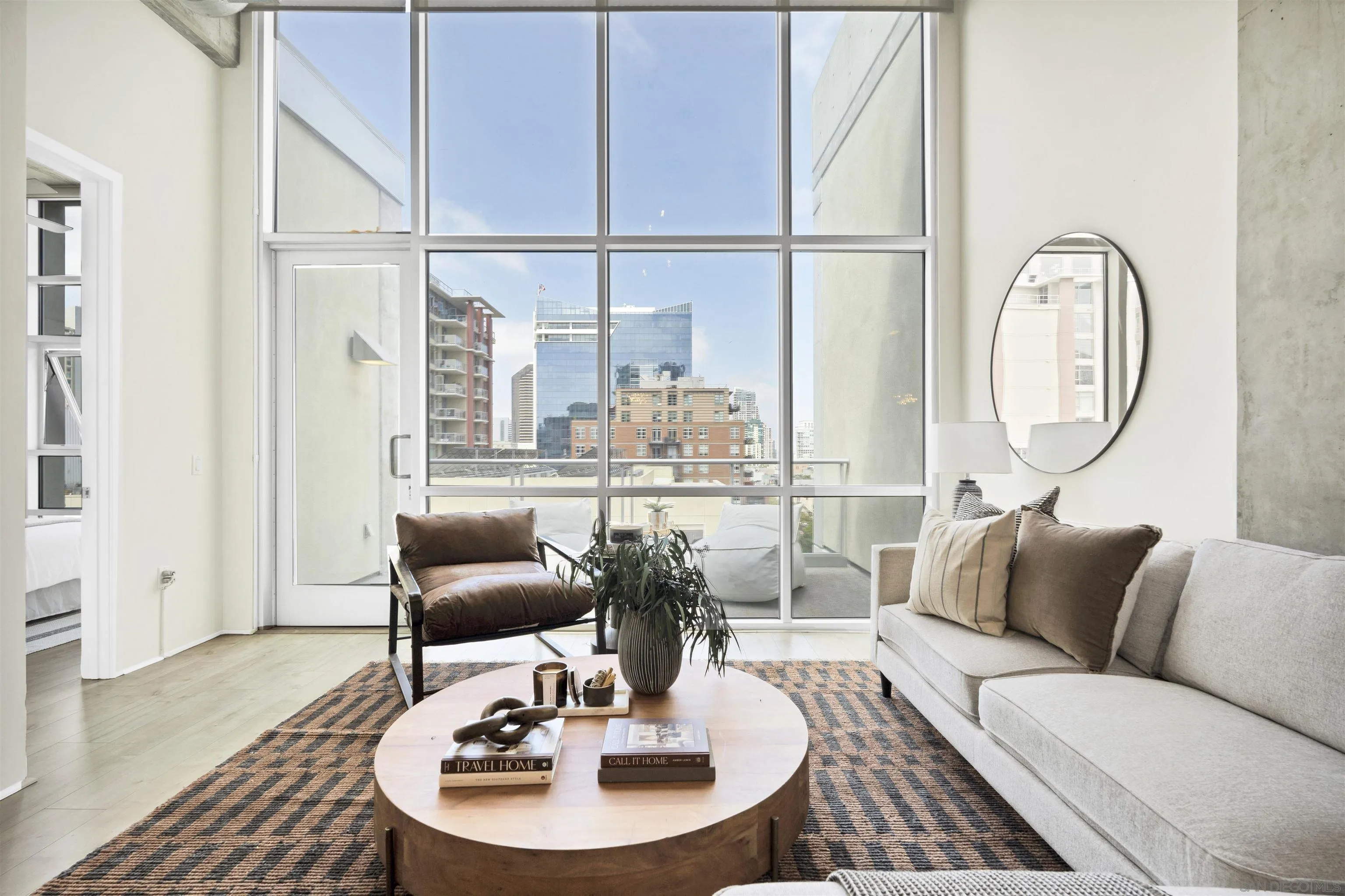 Photo #2: 240009460 Listing 