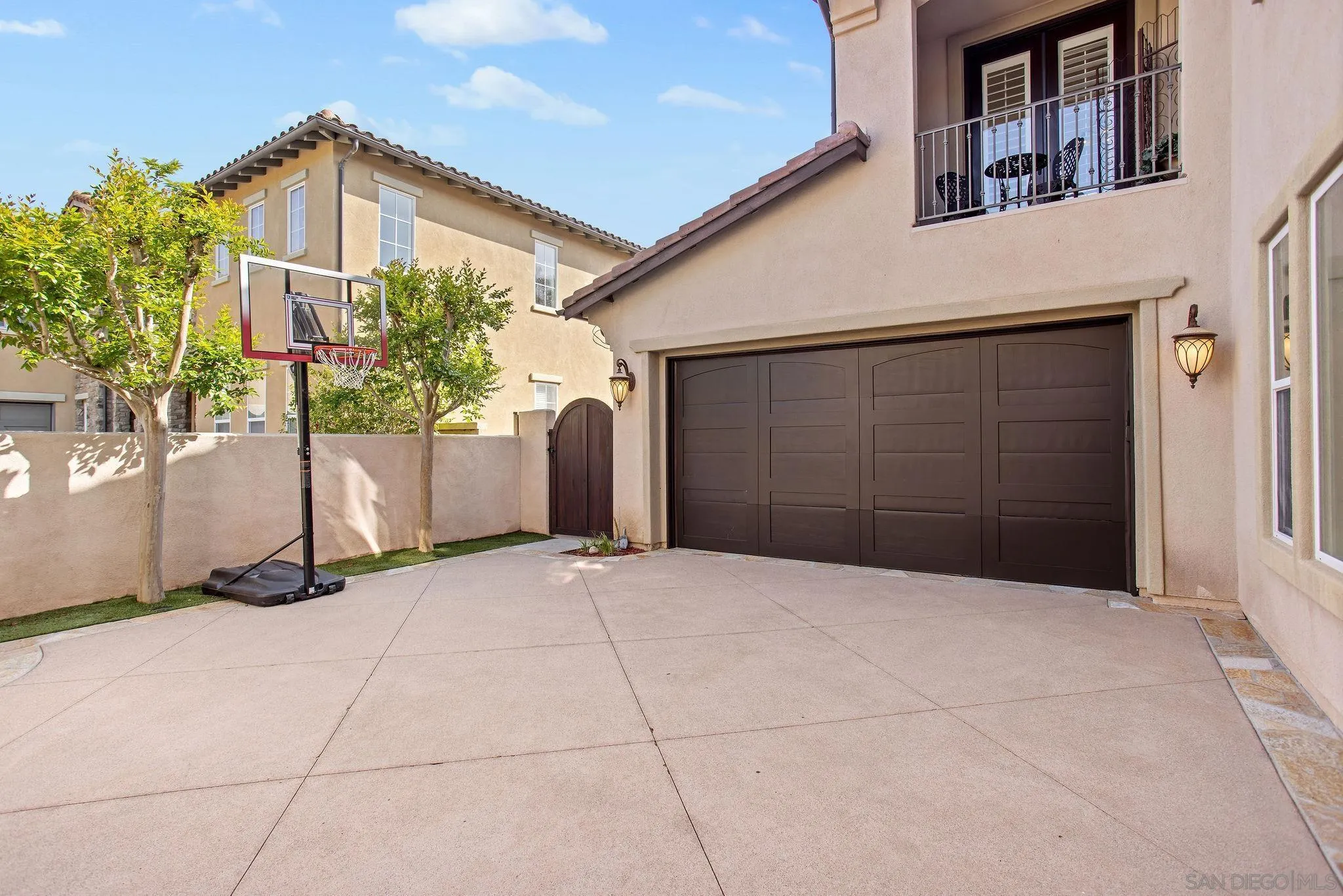 https://cdn.realtyfeed.com/cdn/127/240009925/0281eec572186240847351b6bd4ba9ac.webp