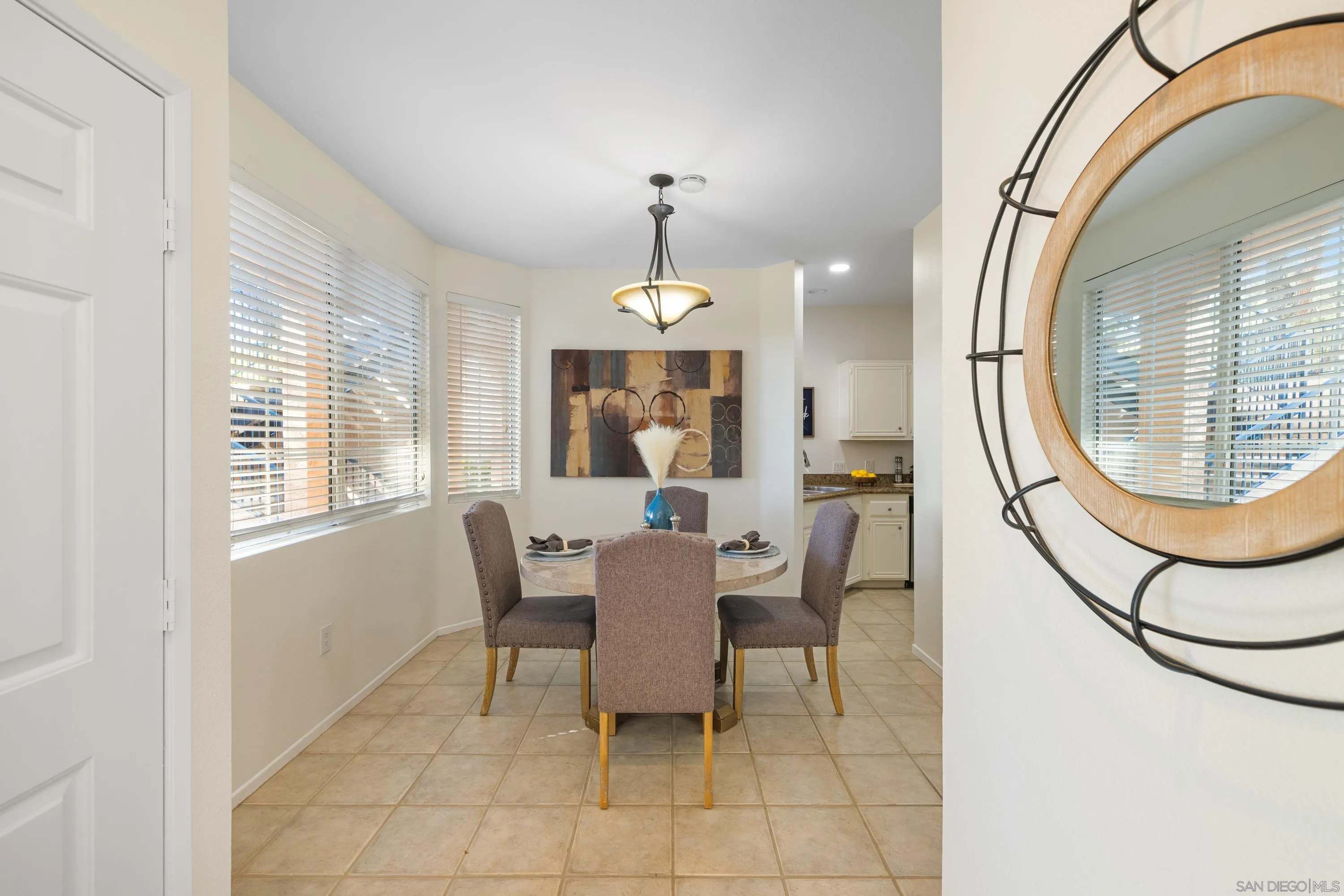 Photo #6: 240010146 Listing 