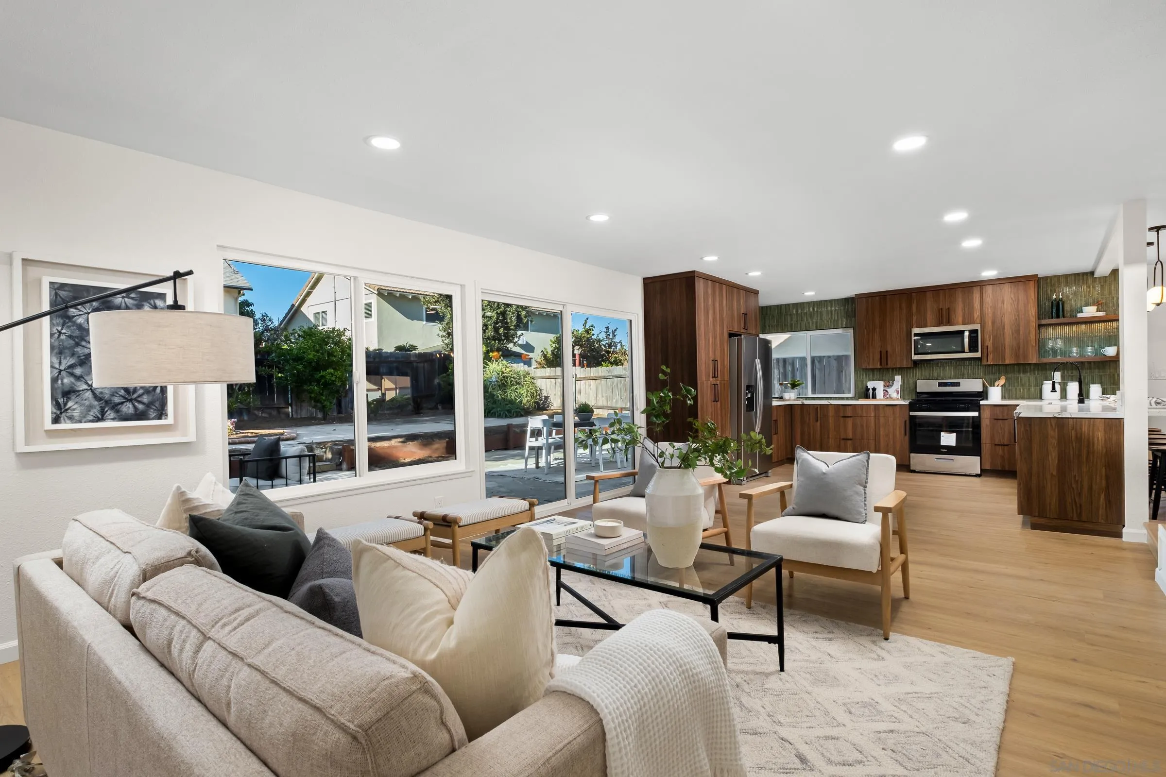 https://cdn.realtyfeed.com/cdn/127/240010192/0fb7c83b2567149558b20cac7060f9ed.webp