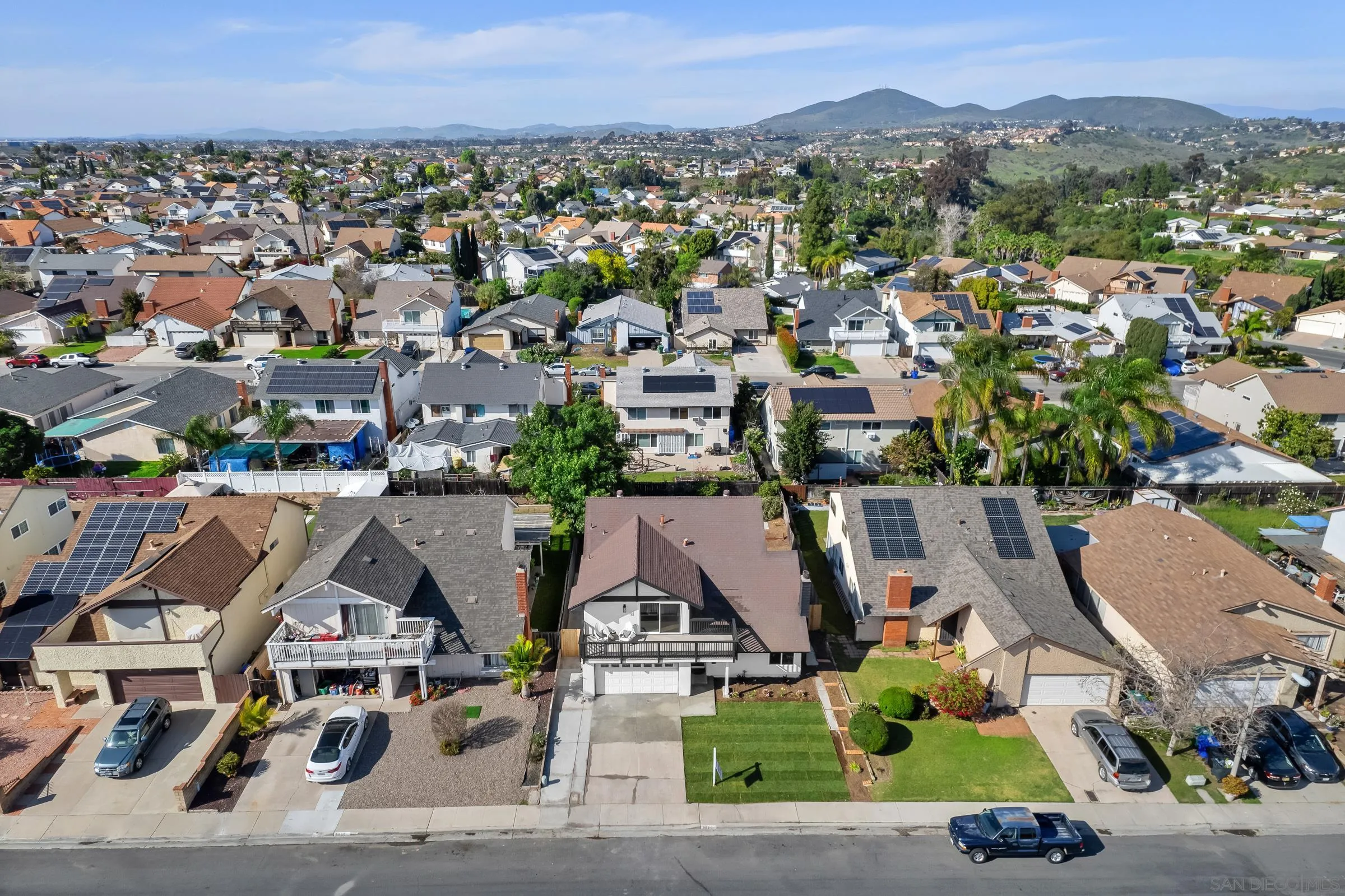 https://cdn.realtyfeed.com/cdn/127/240010192/828dc11c96c06468254443da113b8c9b.webp