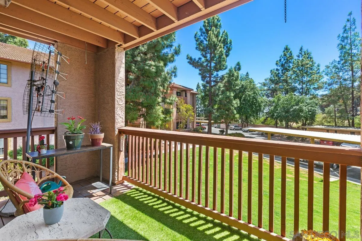 Photo #4: 240010321 Listing 