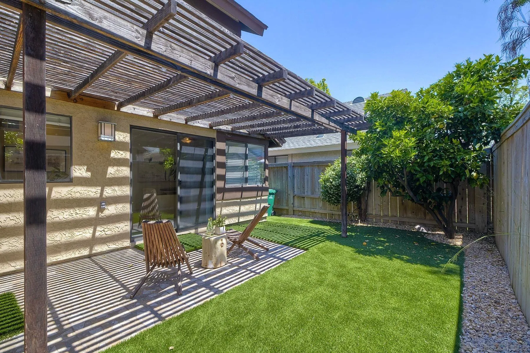 Photo #2: 240010500 Listing 