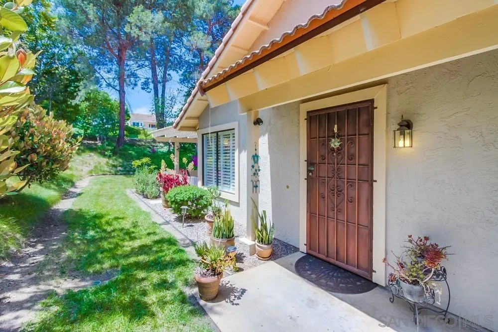 Photo #5: 240010520 Listing 
