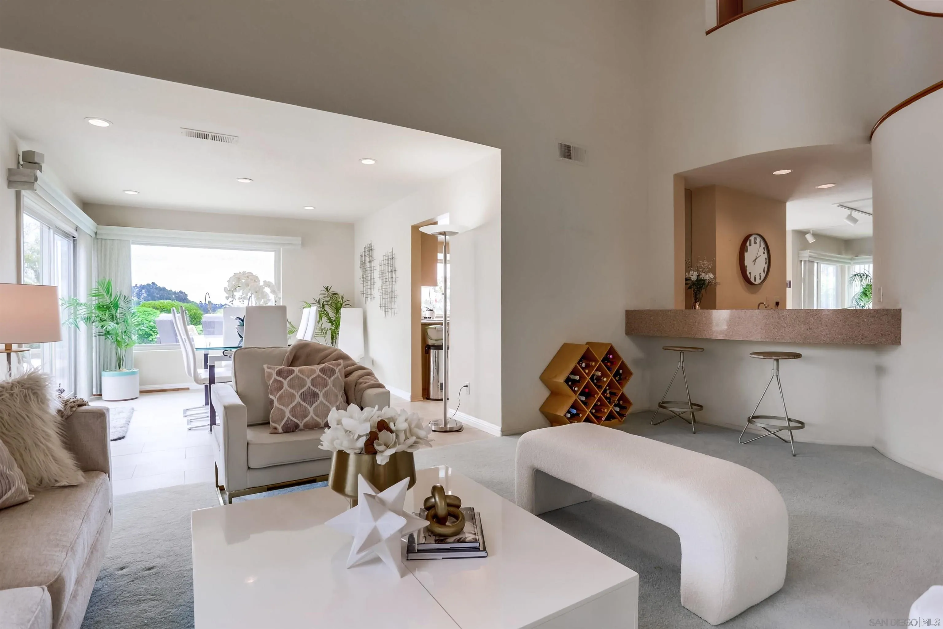 https://cdn.realtyfeed.com/cdn/127/240010645/34c60a703d9627389cce0bfe6d5bb175.webp