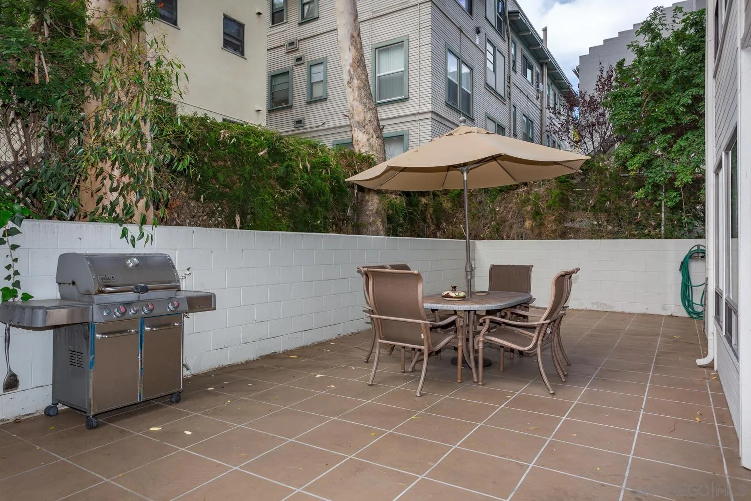 Photo #6: 240010855 Listing 