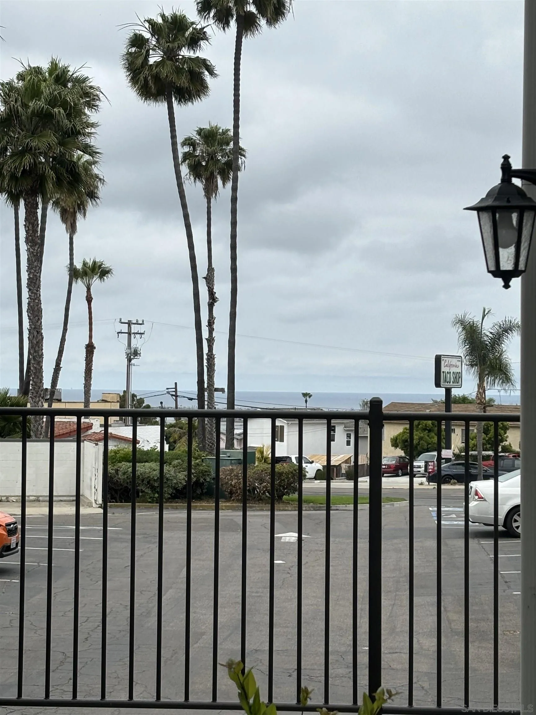 Photo #6: 240010912 Listing 