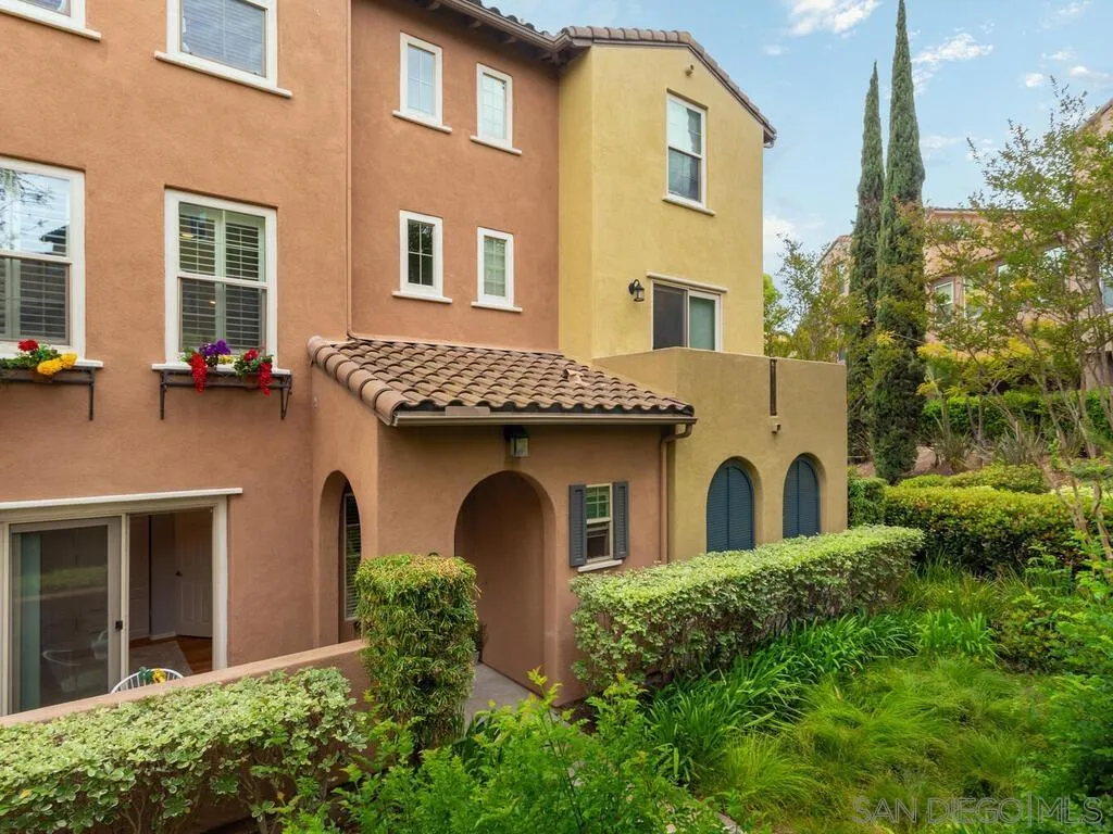 Photo #5: 240011074 Listing 