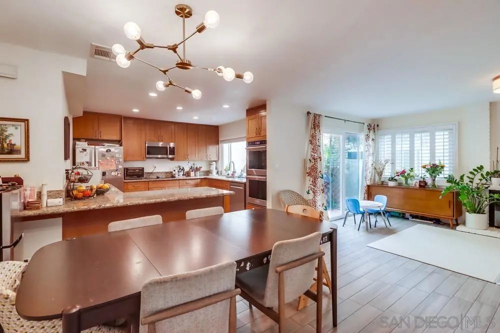 Photo #6: 240011165 Listing 