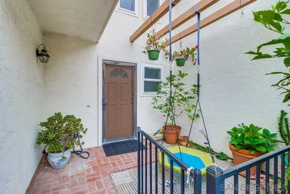 Photo #4: 240011165 Listing 
