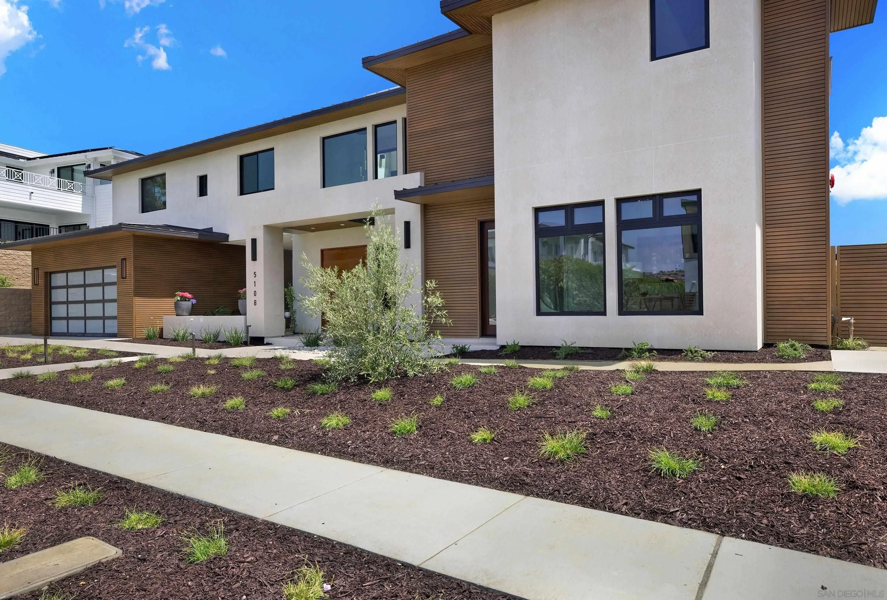 https://cdn.realtyfeed.com/cdn/127/240011207/48207591269db9d3f13158075758c589.webp
