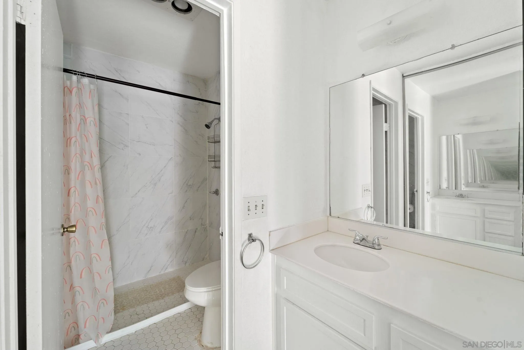 Photo #15: 240011235 Listing: Photo #15