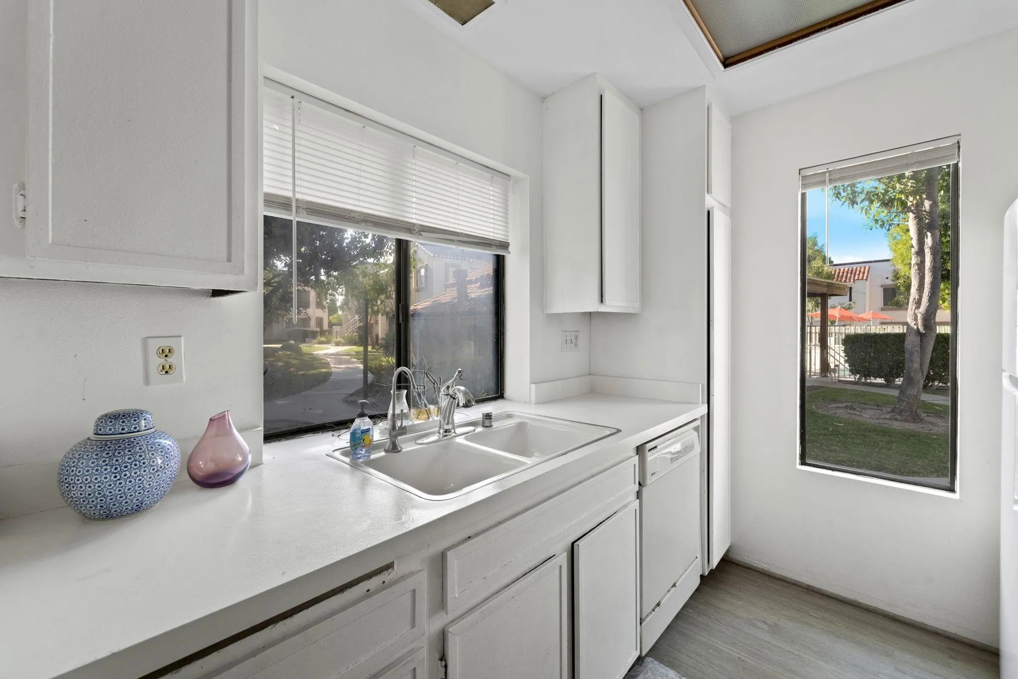 Photo #7: 240011235 Listing: Photo #7
