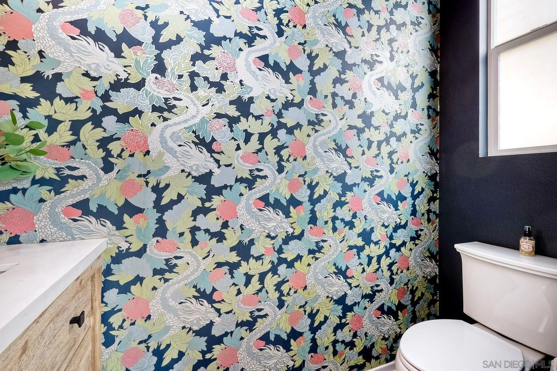 Photo #5: 240011445 Listing 