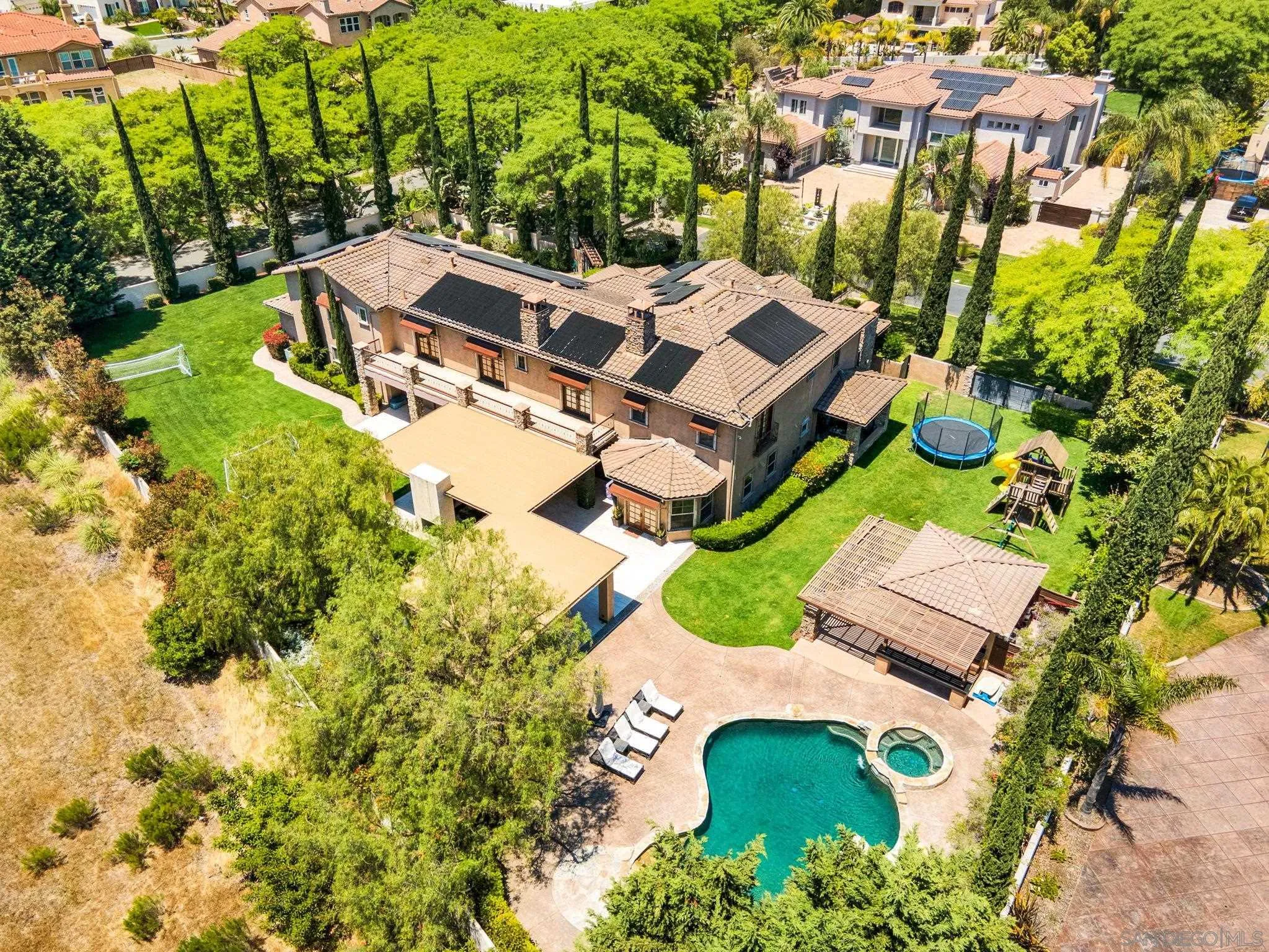 https://cdn.realtyfeed.com/cdn/127/240011788/bdf7811cc66903cf8b5365ae1e904561.webp