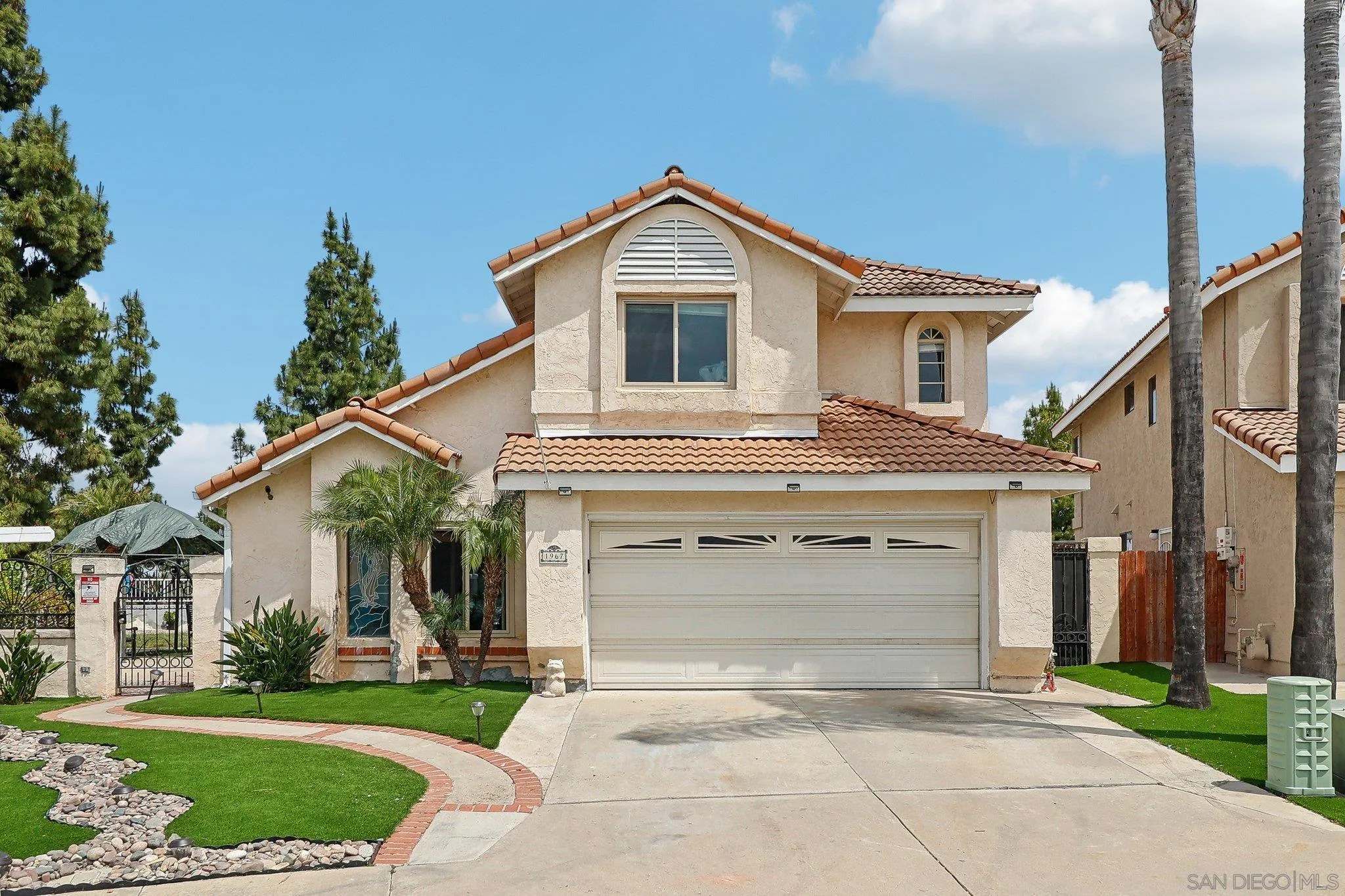 https://cdn.realtyfeed.com/cdn/127/240011903/ea5756ad50939427faabf2708737959a.webp