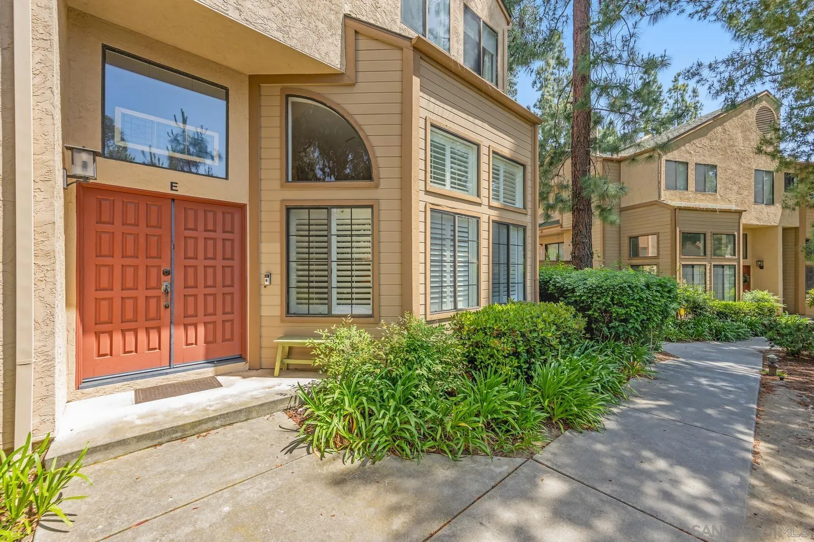 Photo #5: 240011908 Listing 