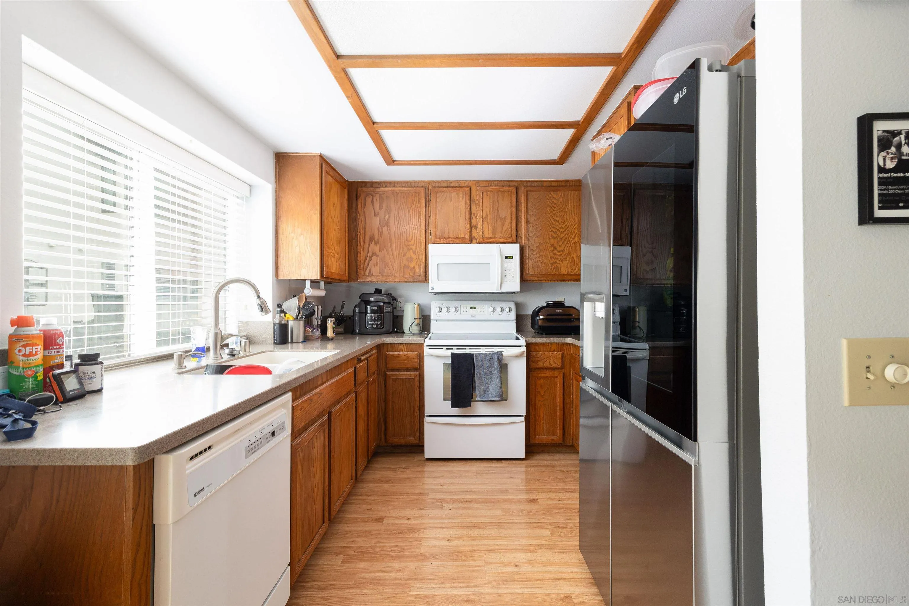 https://cdn.realtyfeed.com/cdn/127/240011942/42f994611b7ff5772cdd882e5273e432.webp
