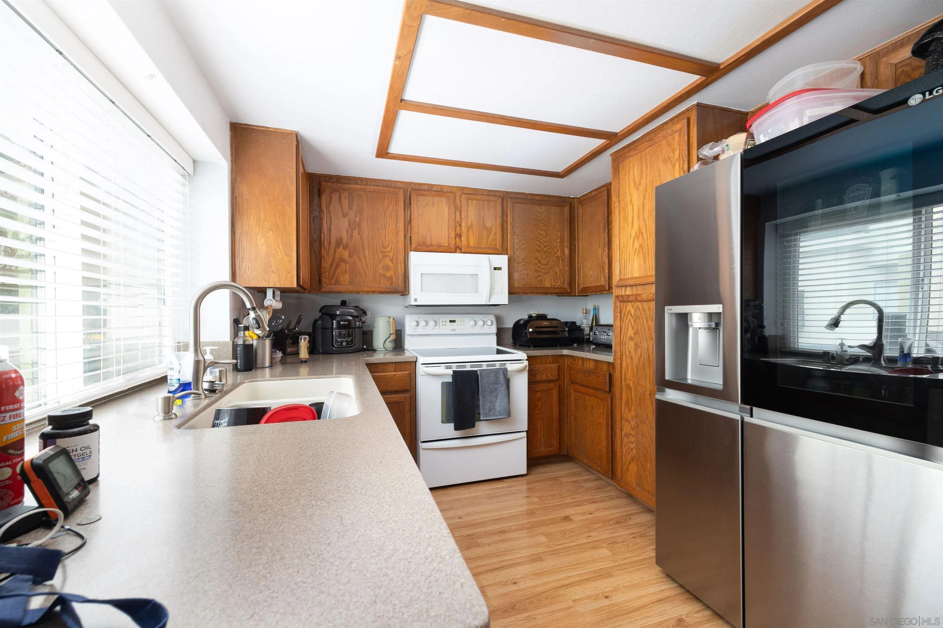 https://cdn.realtyfeed.com/cdn/127/240011942/6a6b74f4062f976728beb2ecb5e92075.webp