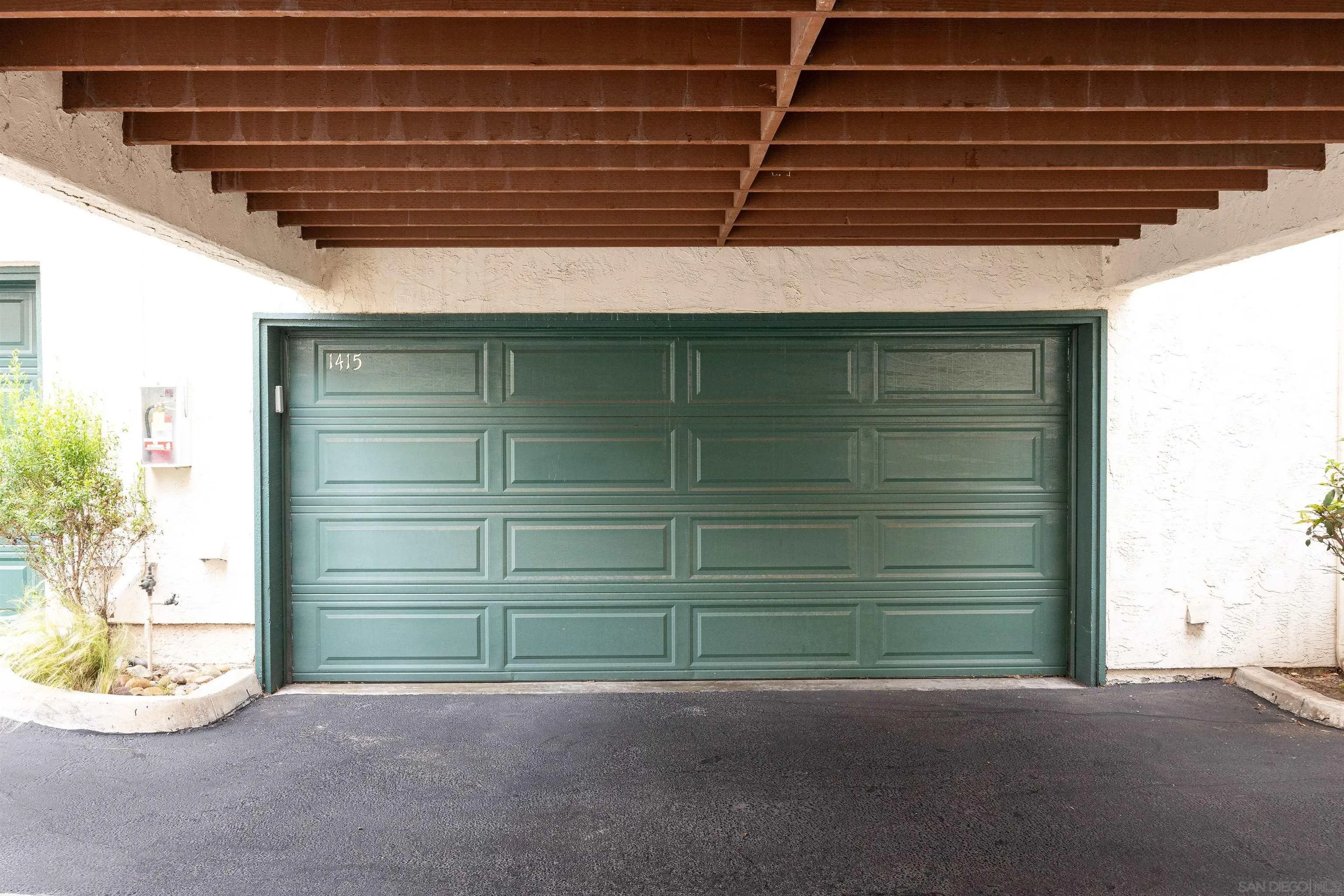 https://cdn.realtyfeed.com/cdn/127/240011942/8953b69d2a91bf29ed7ef050b37e40be.webp