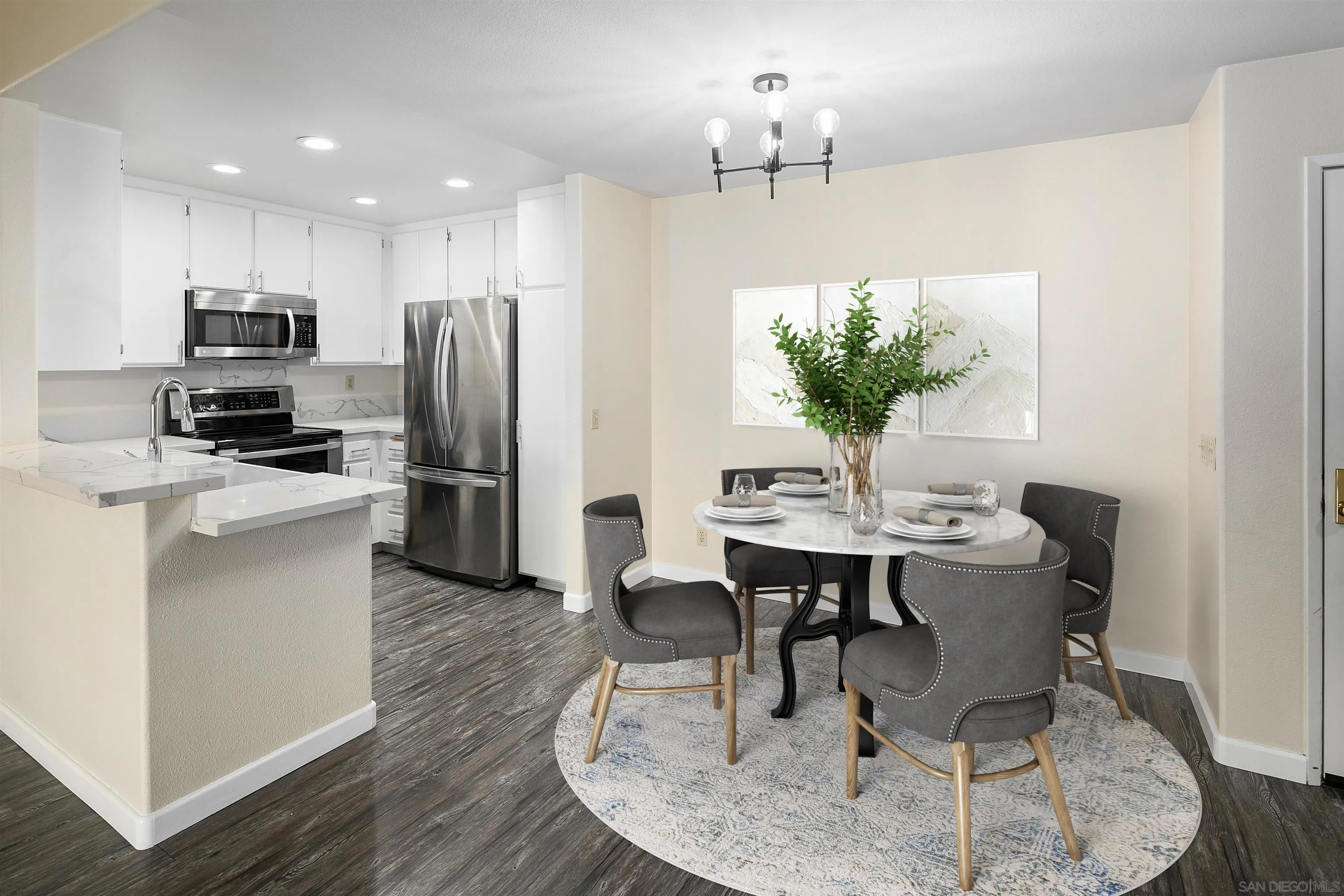 Photo #6: 240012073 Listing 
